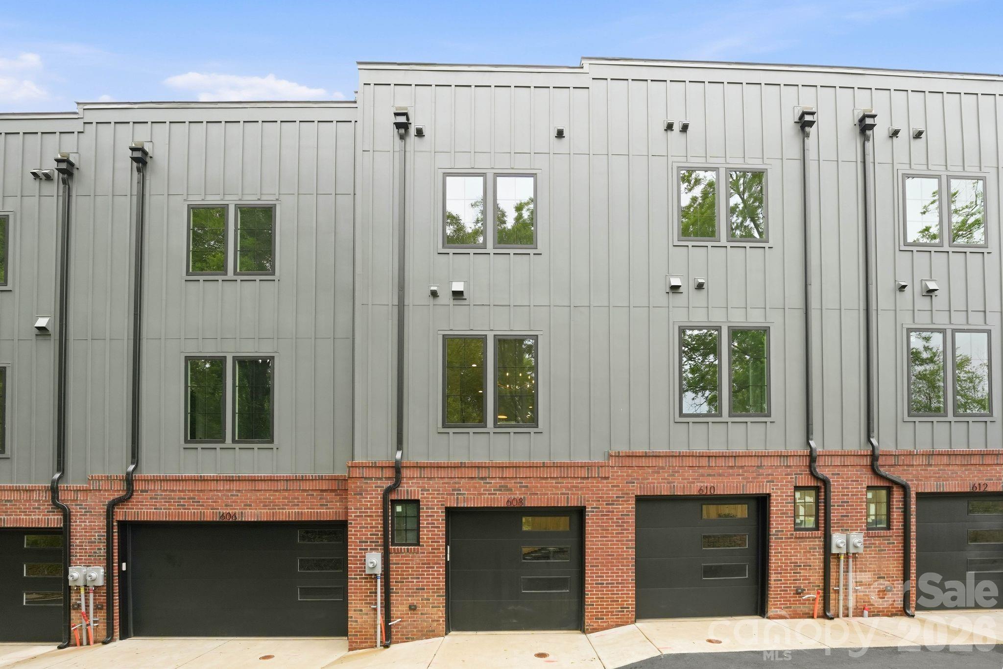 2nd image of 612 E 16th St, Charlotte, NC 28206 | MLS# 4329074