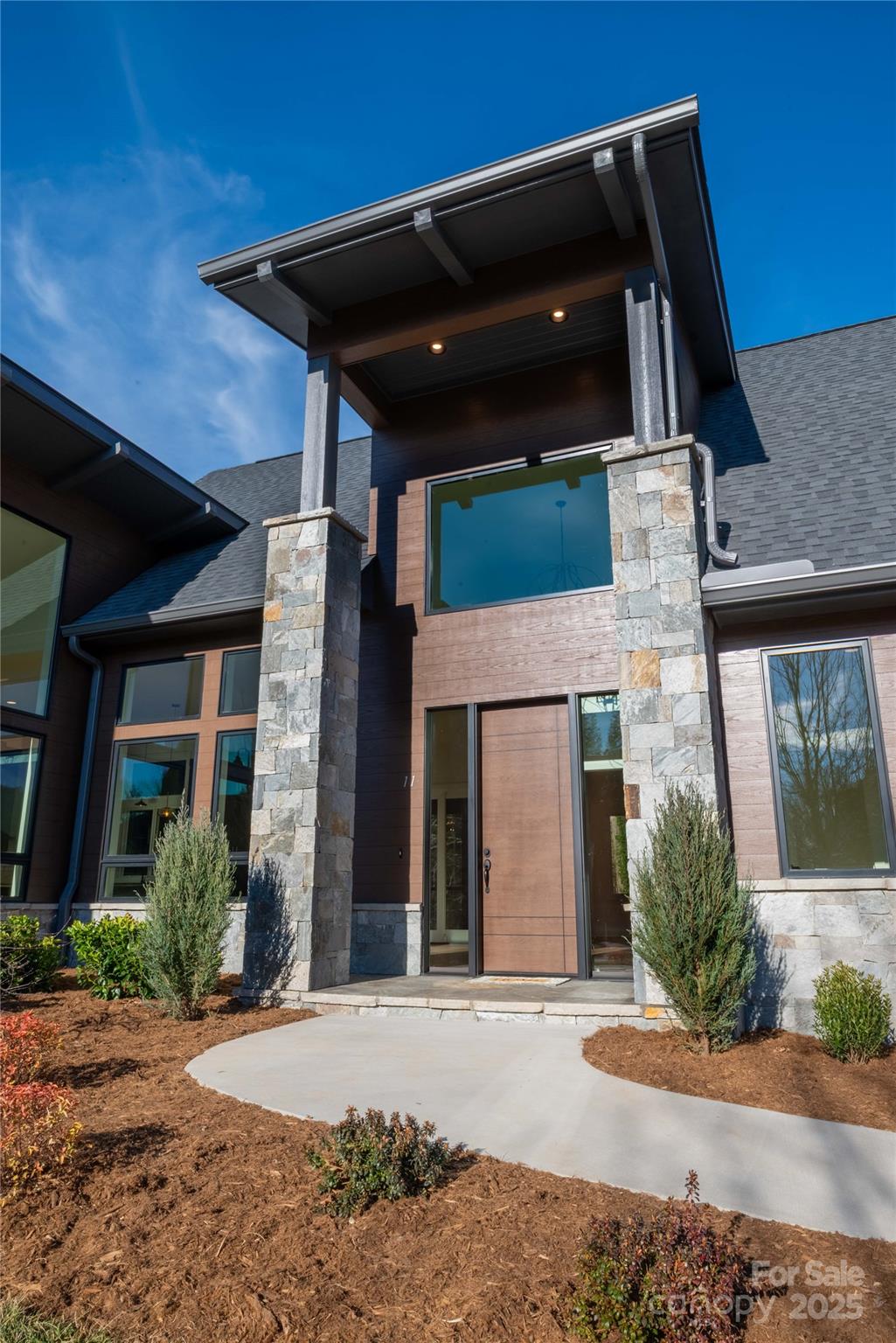 Homes for sale in Asheville, NC | 11 Kiftsgate Ct, Asheville, NC 28804 | MLS# 4329278