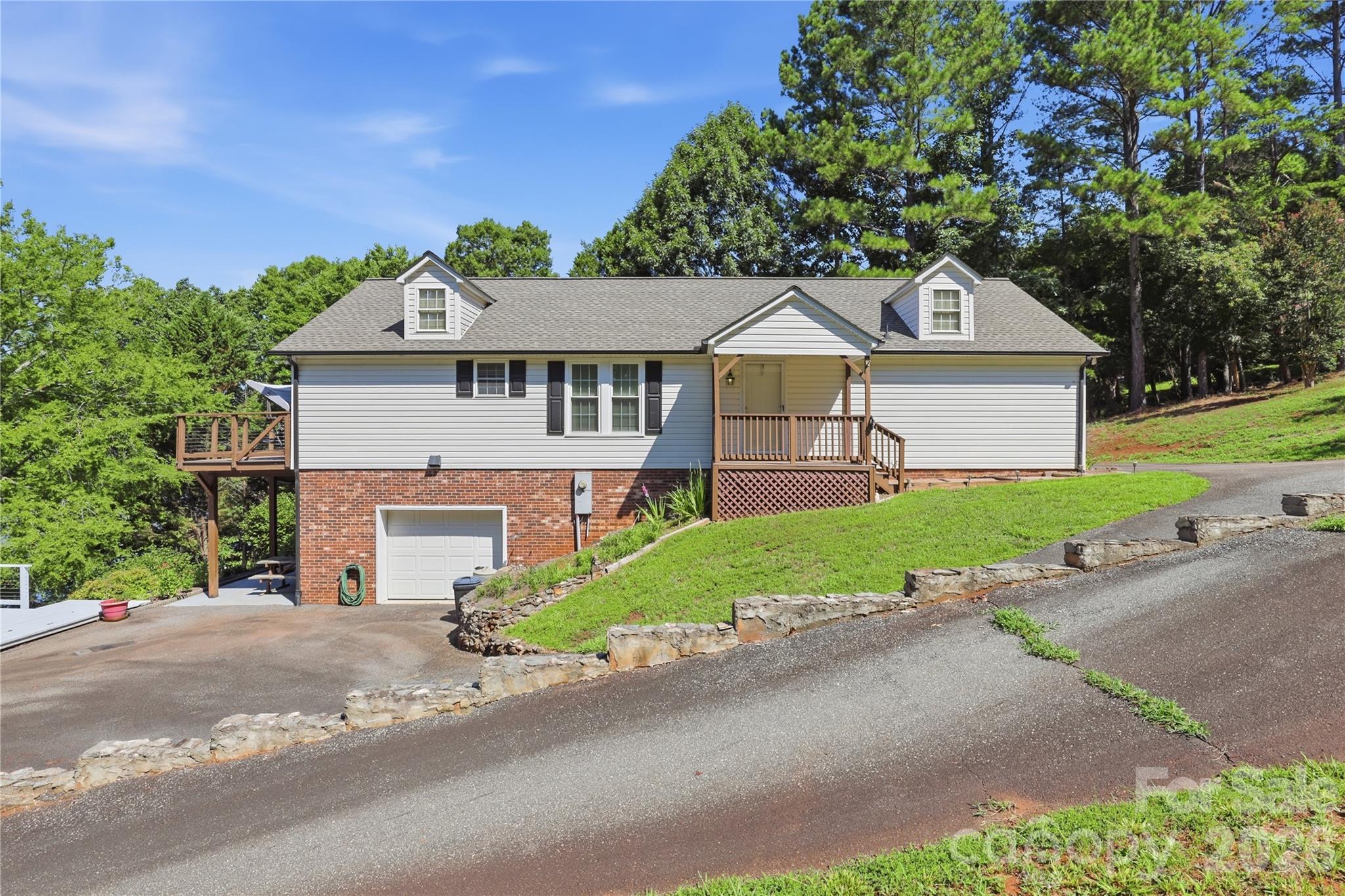 Homes for sale in Stony Point, NC | 105 Mountain Aire Dr, Stony Point, NC 28678 | MLS# 4336468