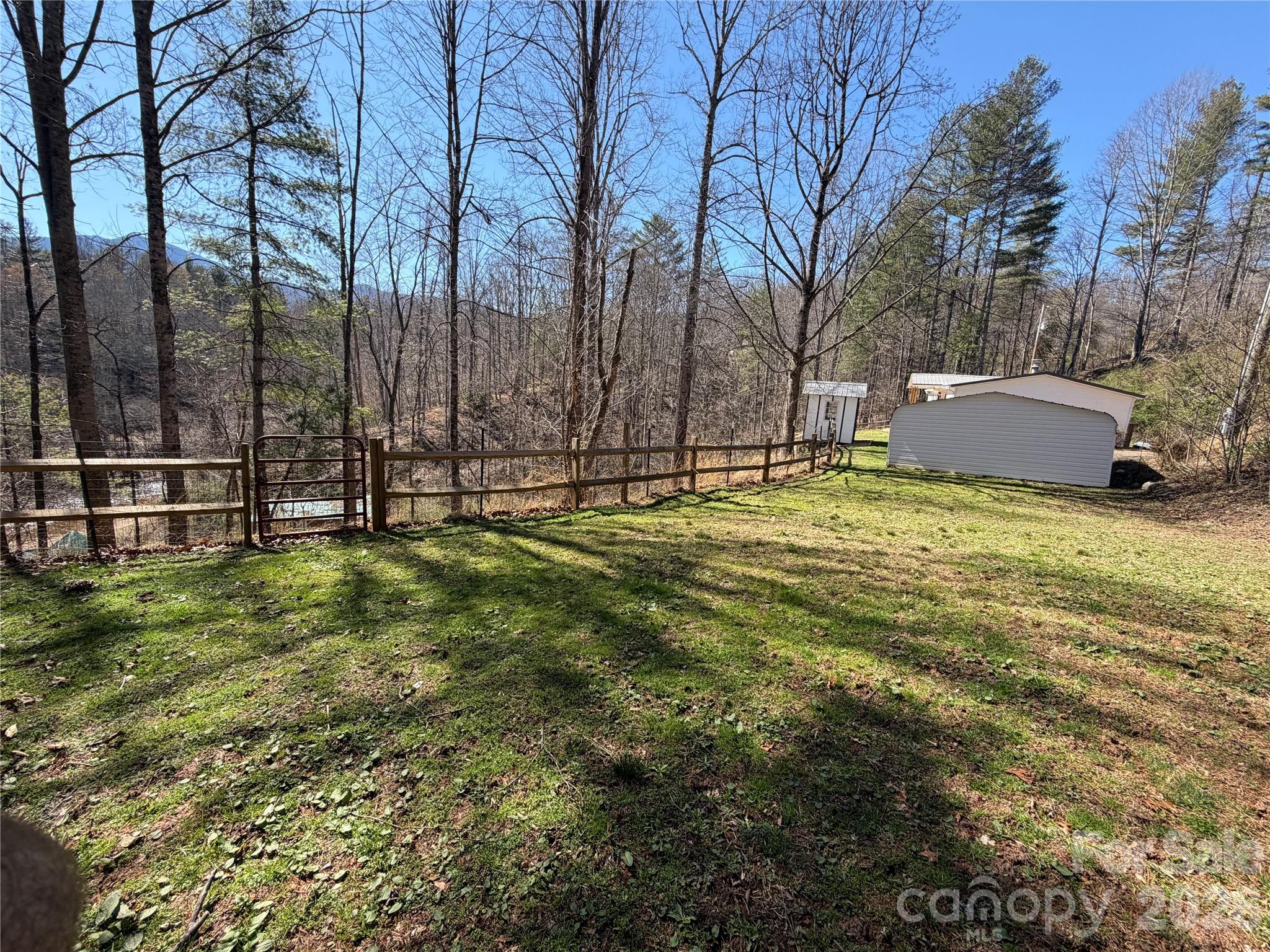 Homes for sale in Burnsville, NC | 1050 Wyatt Town Rd, Burnsville, NC 28714 | MLS# 4337141