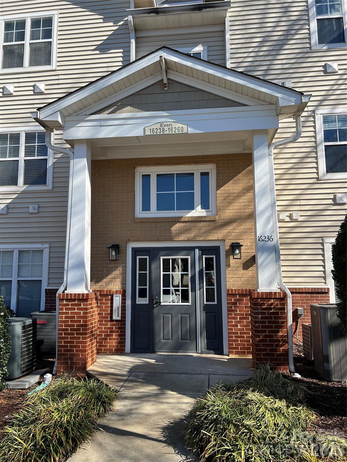 1st image of 16256 Redstone Mountain Ln, Charlotte, NC 28277 | MLS# 4337845