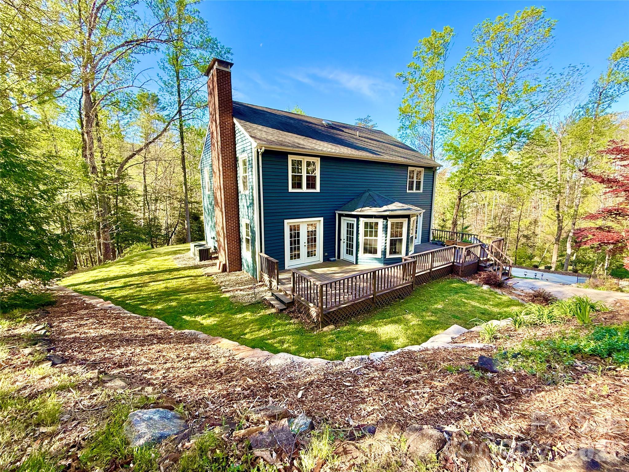 Homes for sale in Lenoir, NC | 3132 Stoney Brook Dr, Lenoir, NC 28645 | MLS# 4338083