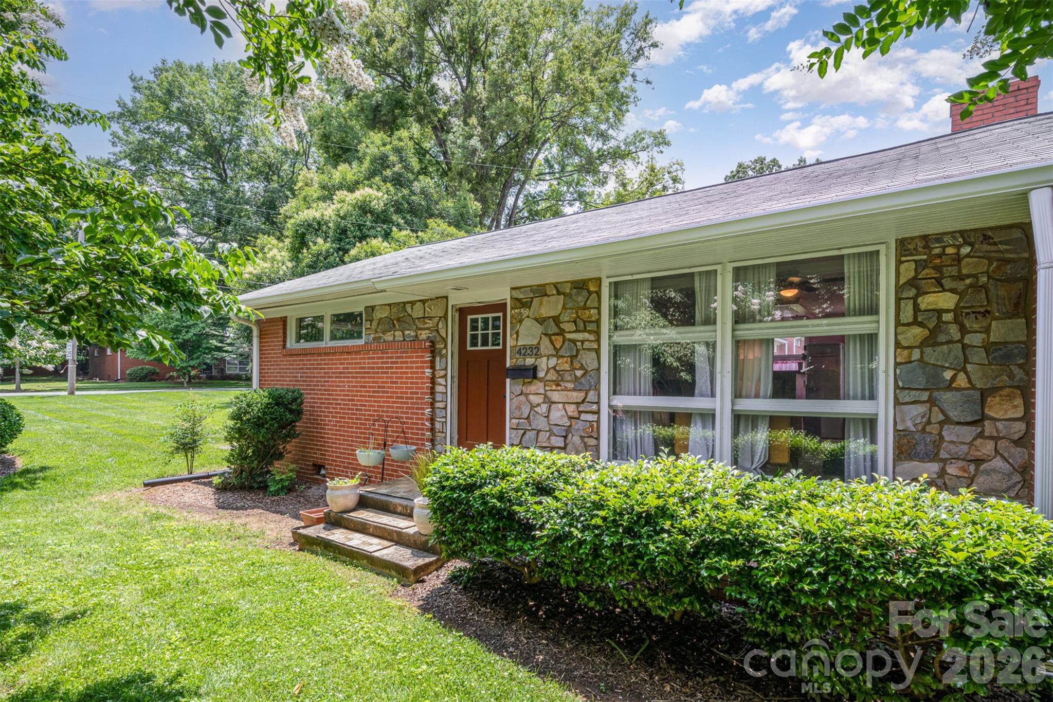 Homes for sale in Charlotte, NC | 4232 Randolph Rd, Charlotte, NC 28211 | MLS# 4341531