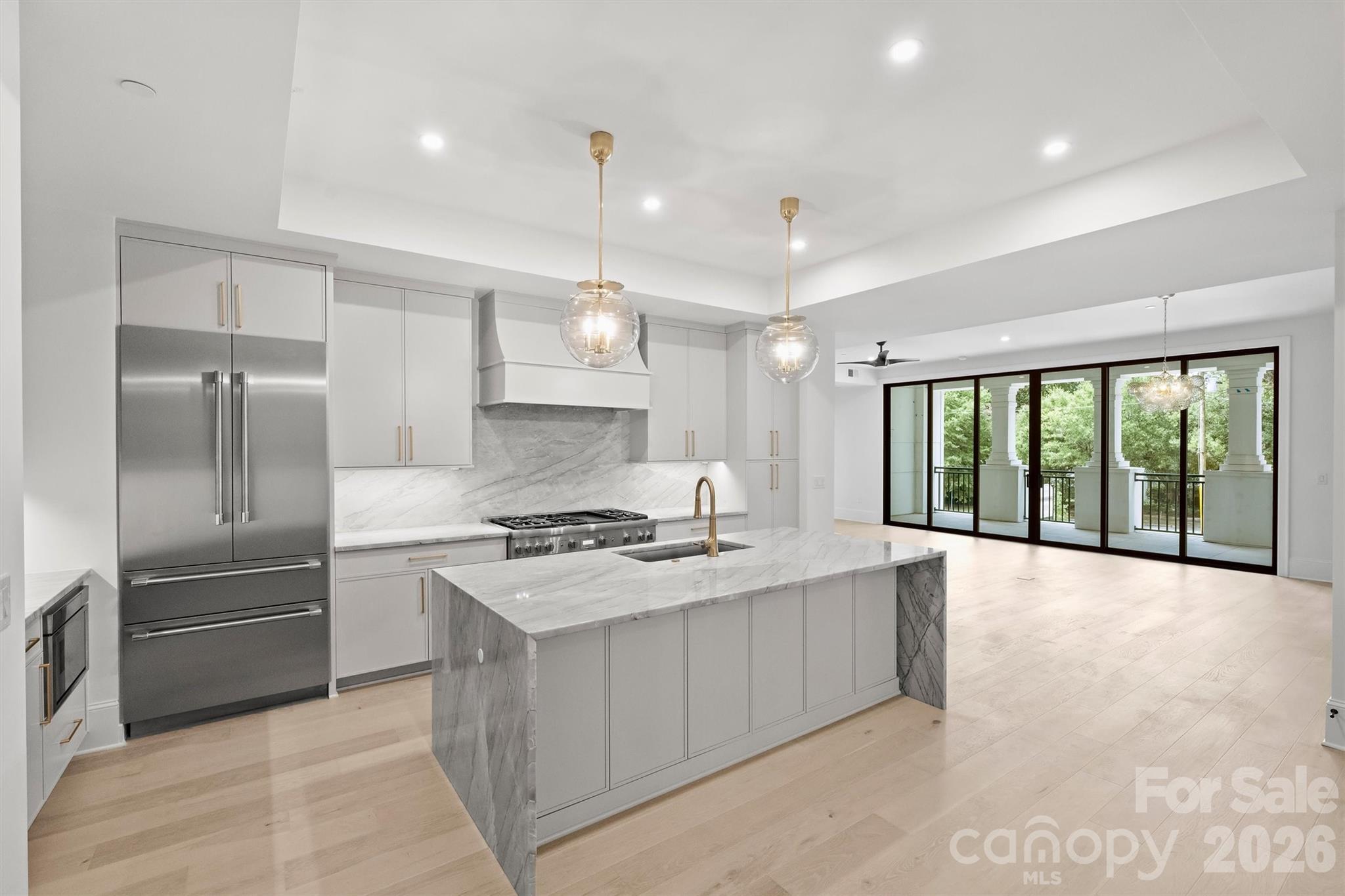 3rd image of 409 Queens Rd, Charlotte, NC 28207