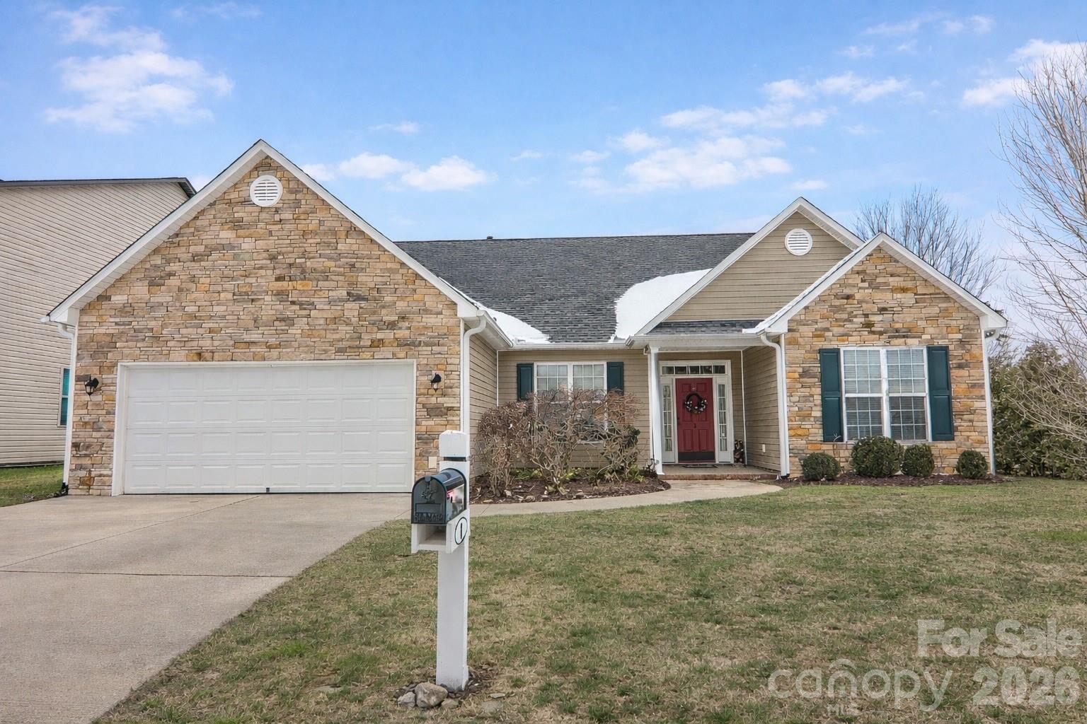 Homes for sale in Asheville, NC | 1 Breyerton Ct, Asheville, NC 28804 | MLS# 4343147