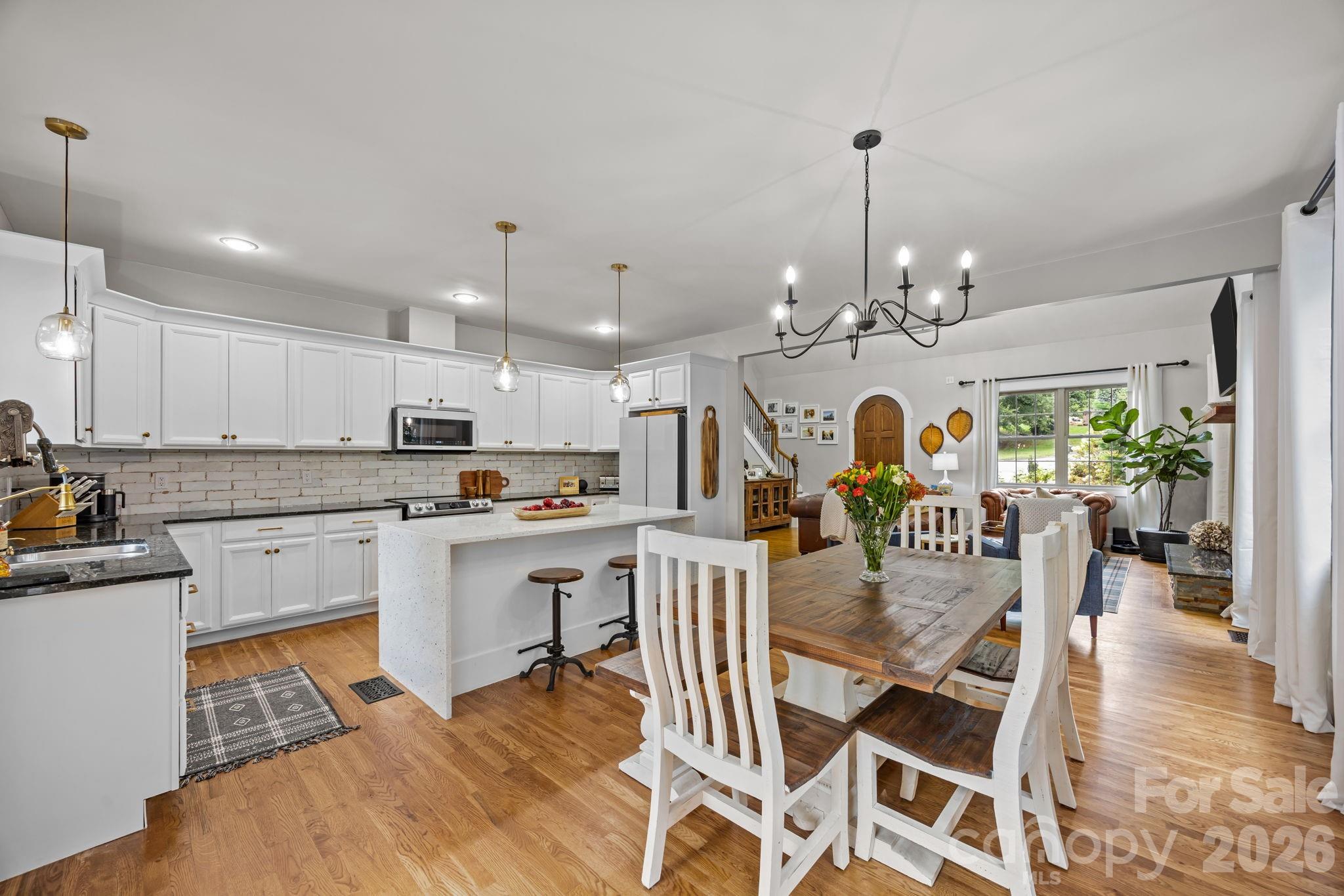 3rd image of 18 Oak Springs Dr, Arden, NC 28704 | MLS# 4343795