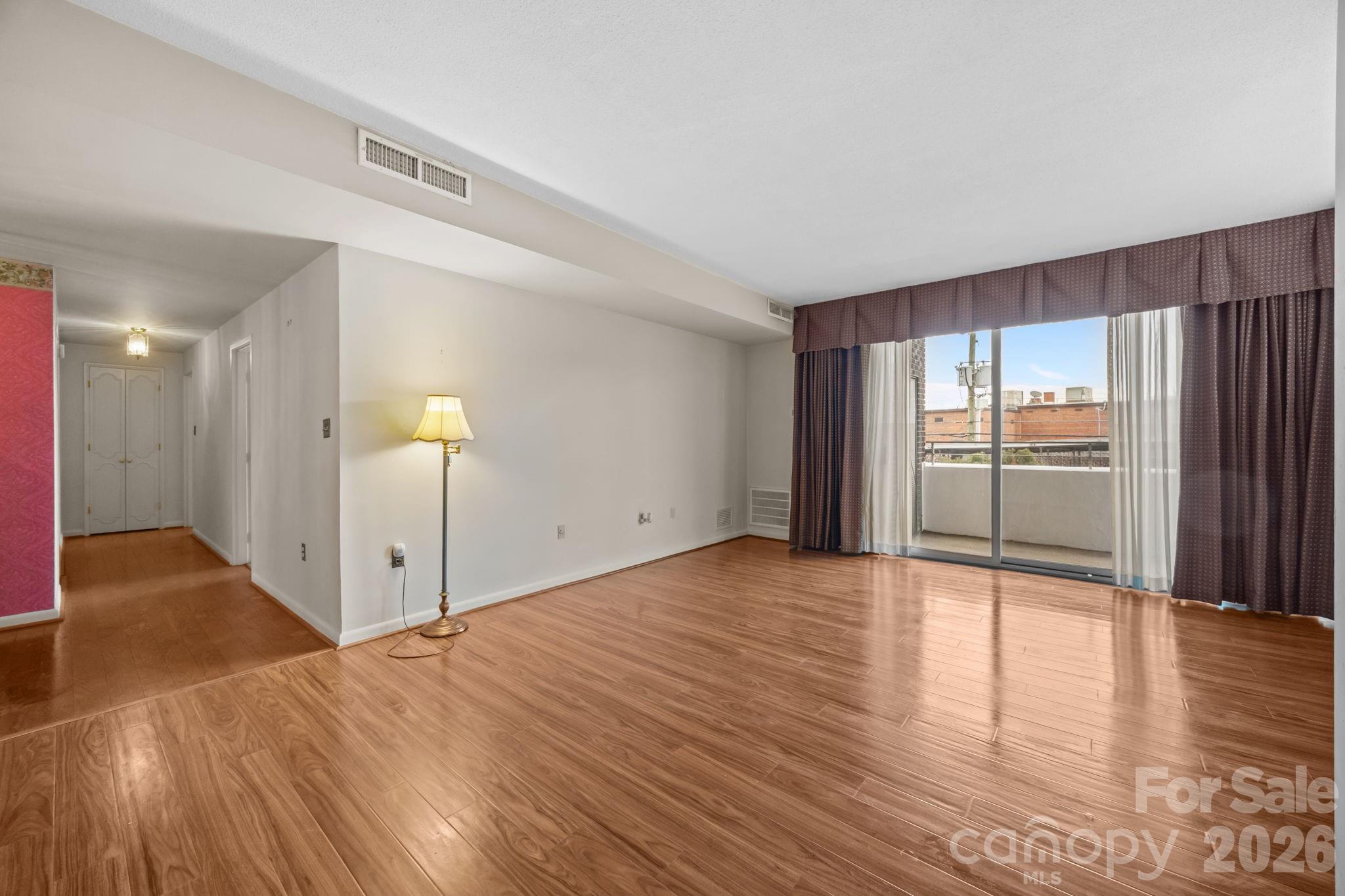 Homes for sale in Charlotte, NC | 1300 Reece Rd #208, Charlotte, NC 28209 | MLS# 4351866