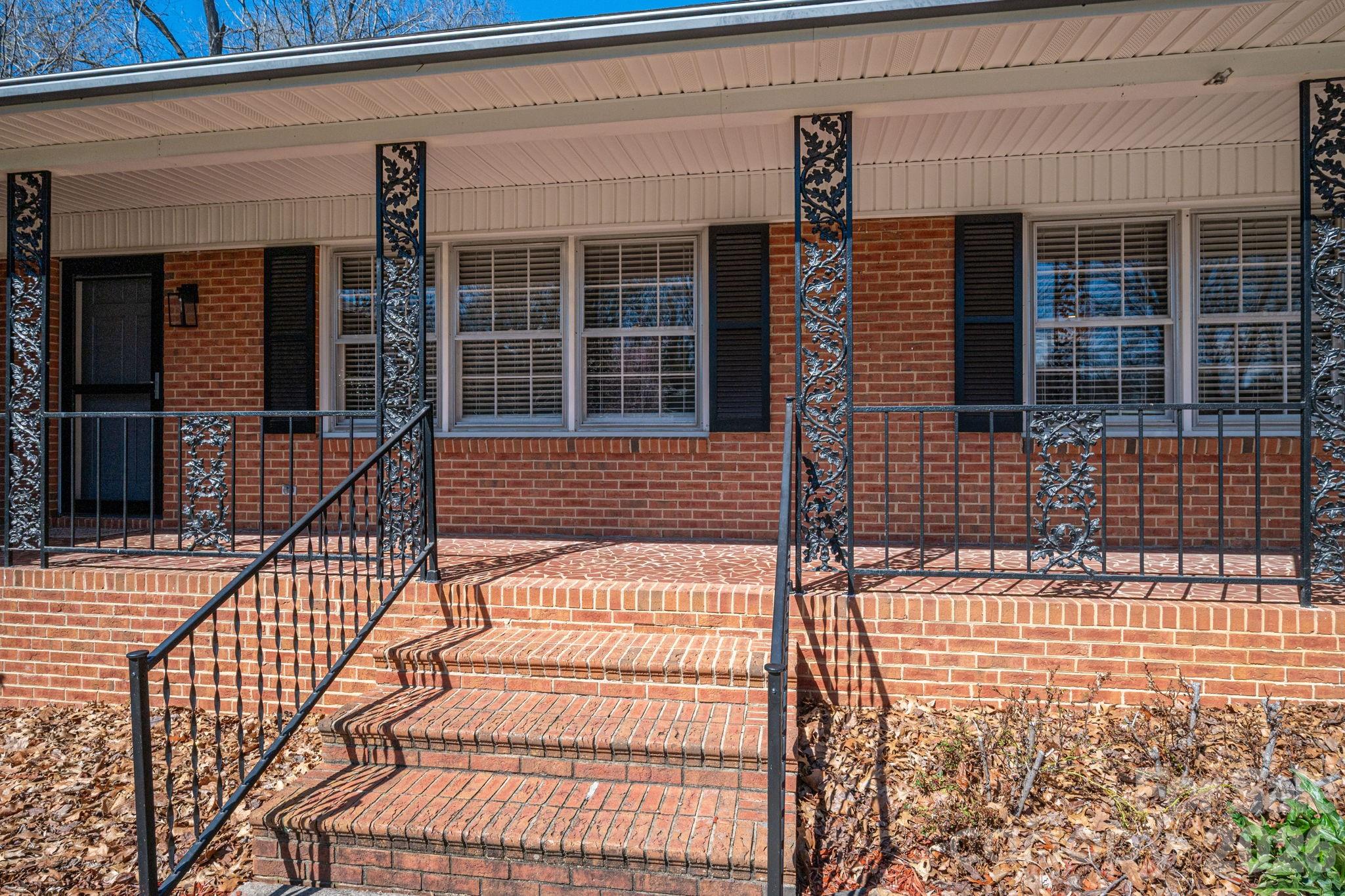 Homes for sale in Lincolnton, NC | 2160 Heavner Rd, Lincolnton, NC 28092 | MLS# 4352304