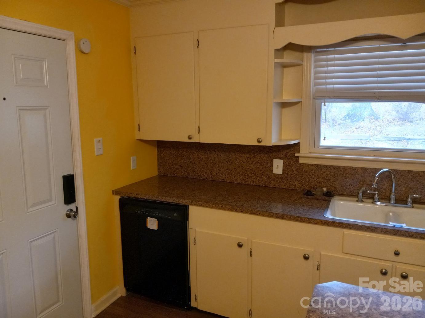 Homes for sale in Bessemer City, NC | 4612 Dallas Cherryville Hwy, Bessemer City, NC 28016 | MLS# 4352403