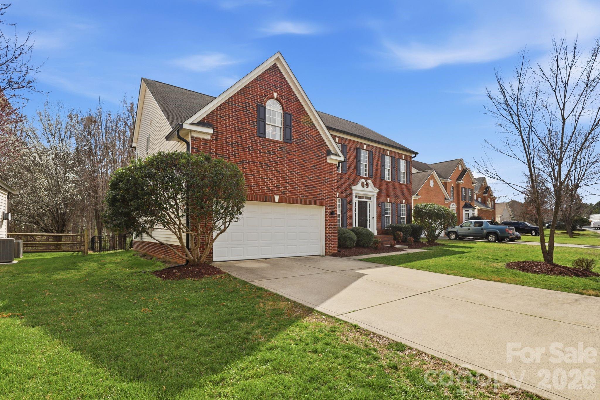 3rd image of 3909 Meadow Green Dr, Charlotte, NC 28269 | MLS# 4352571
