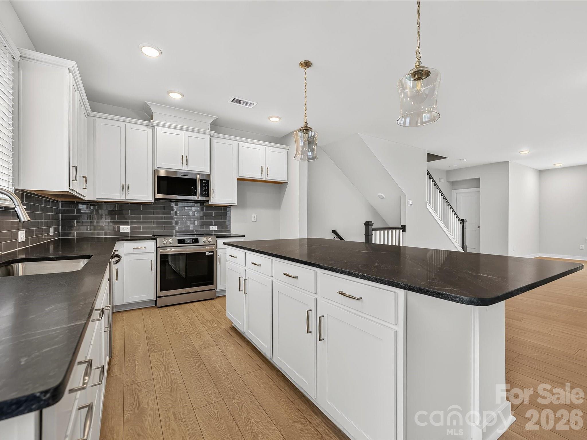 5th image of 1128 Bismuth Ln, Charlotte, NC 28211 | MLS# 4352904