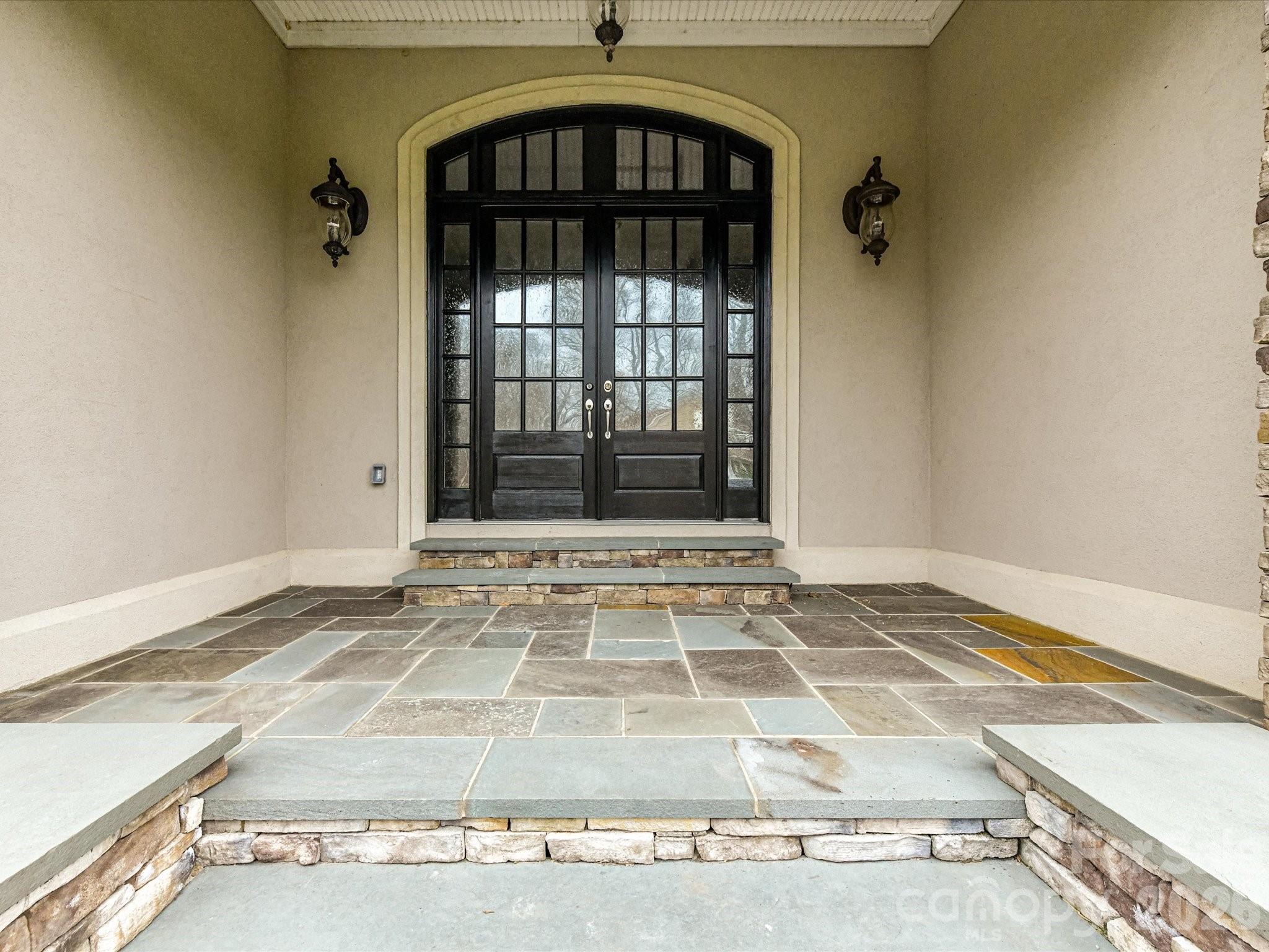 3rd image of 1805 Mt Isle Harbor Dr, Charlotte, NC 28214 | MLS# 4353230
