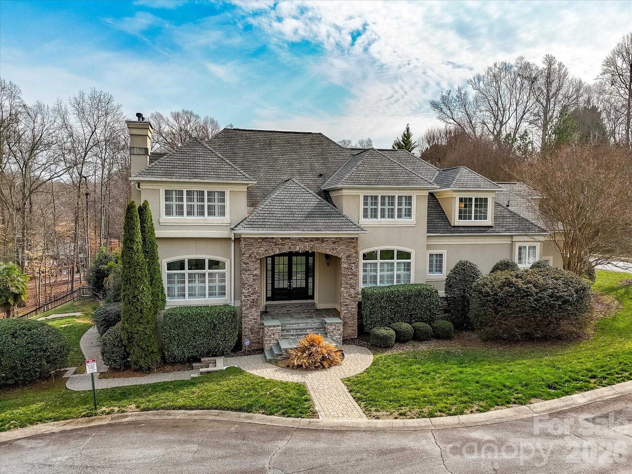 2nd image of 1805 Mt Isle Harbor Dr, Charlotte, NC 28214 | MLS# 4353230