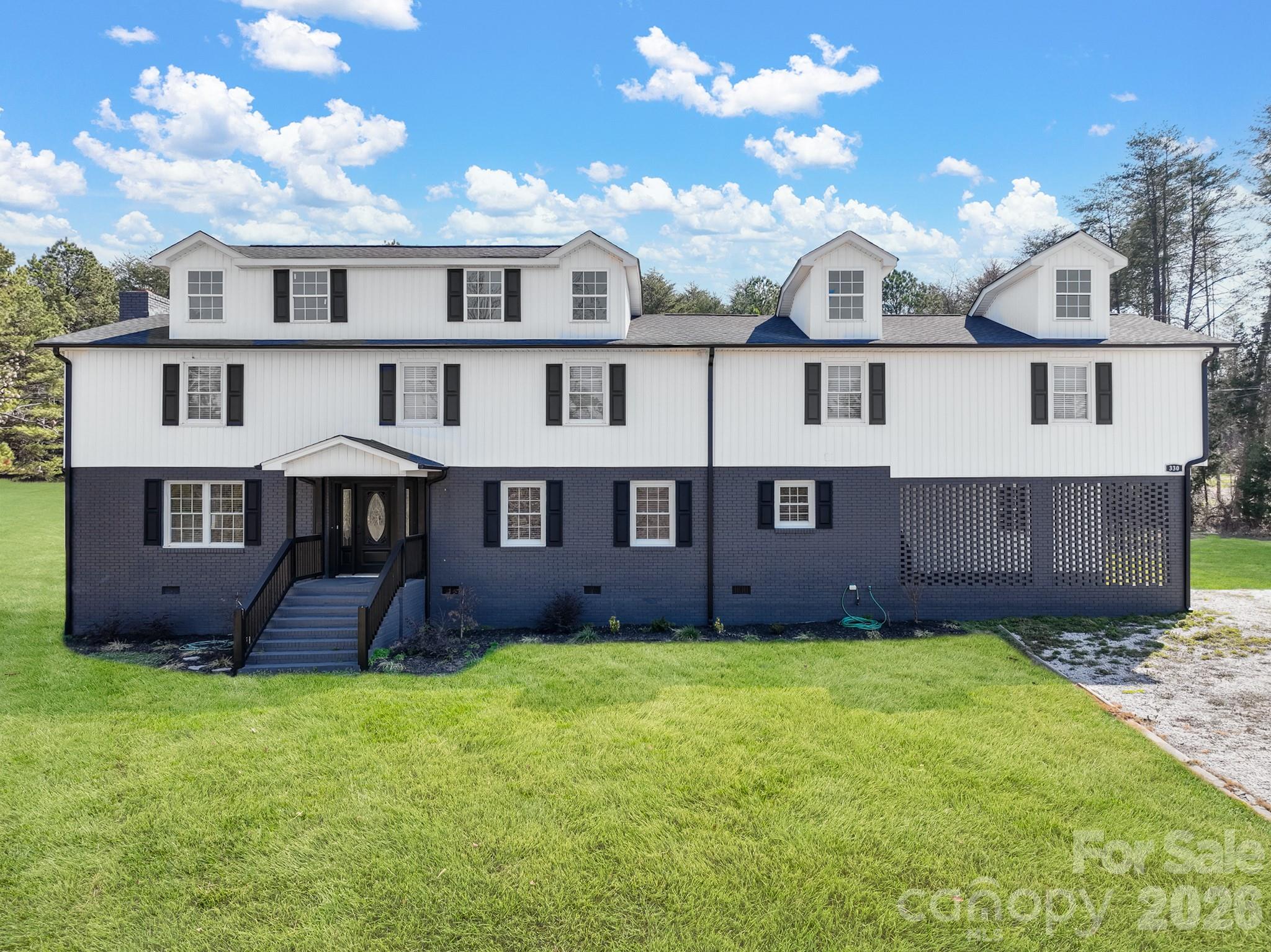 Homes for sale in Catawba, SC | 330 Skyview Dr, Catawba, SC 29704 | MLS# 4353532