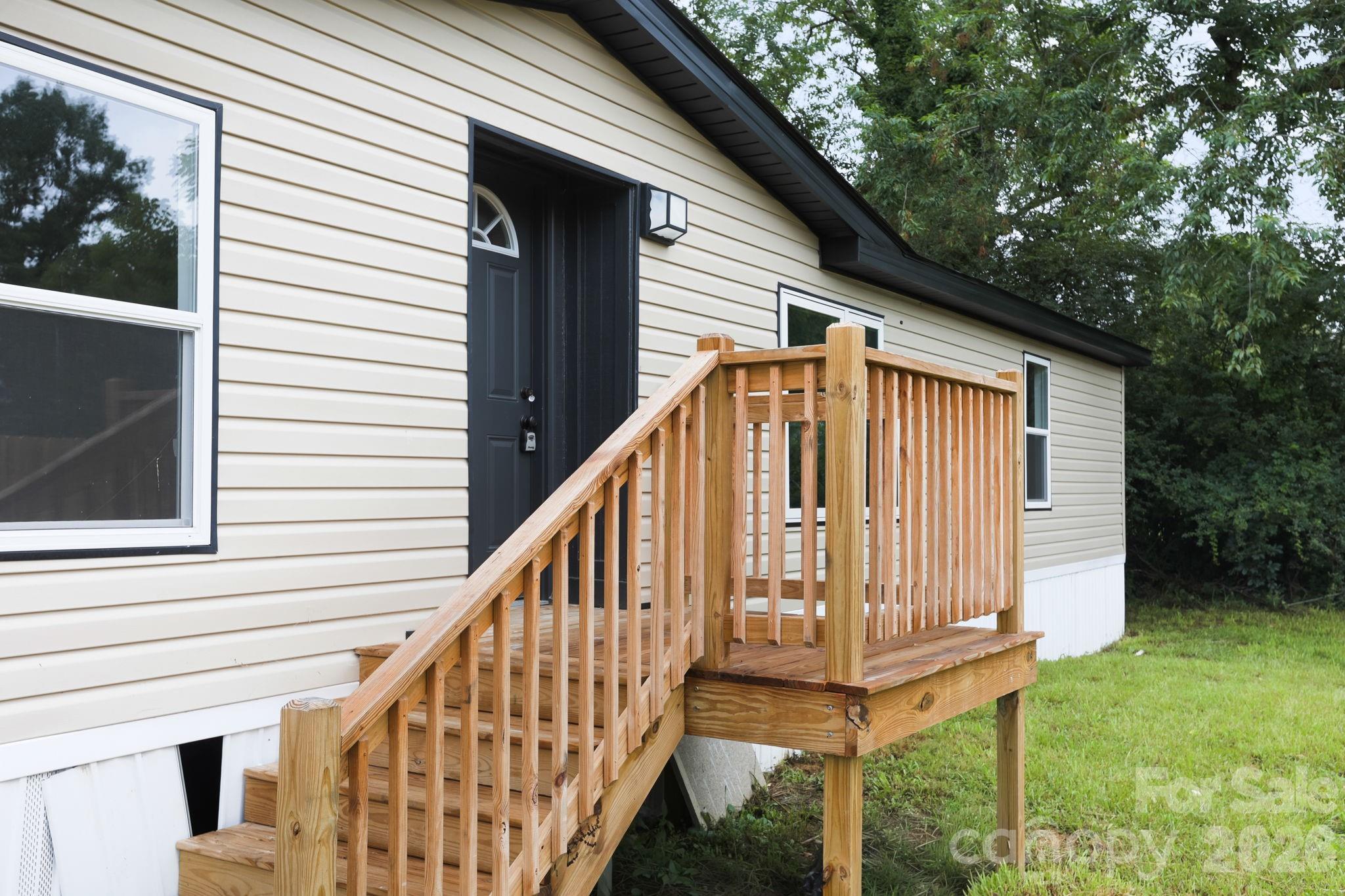 2nd image of 8 Teal Ln, Candler, NC 28715 | MLS# 4354092
