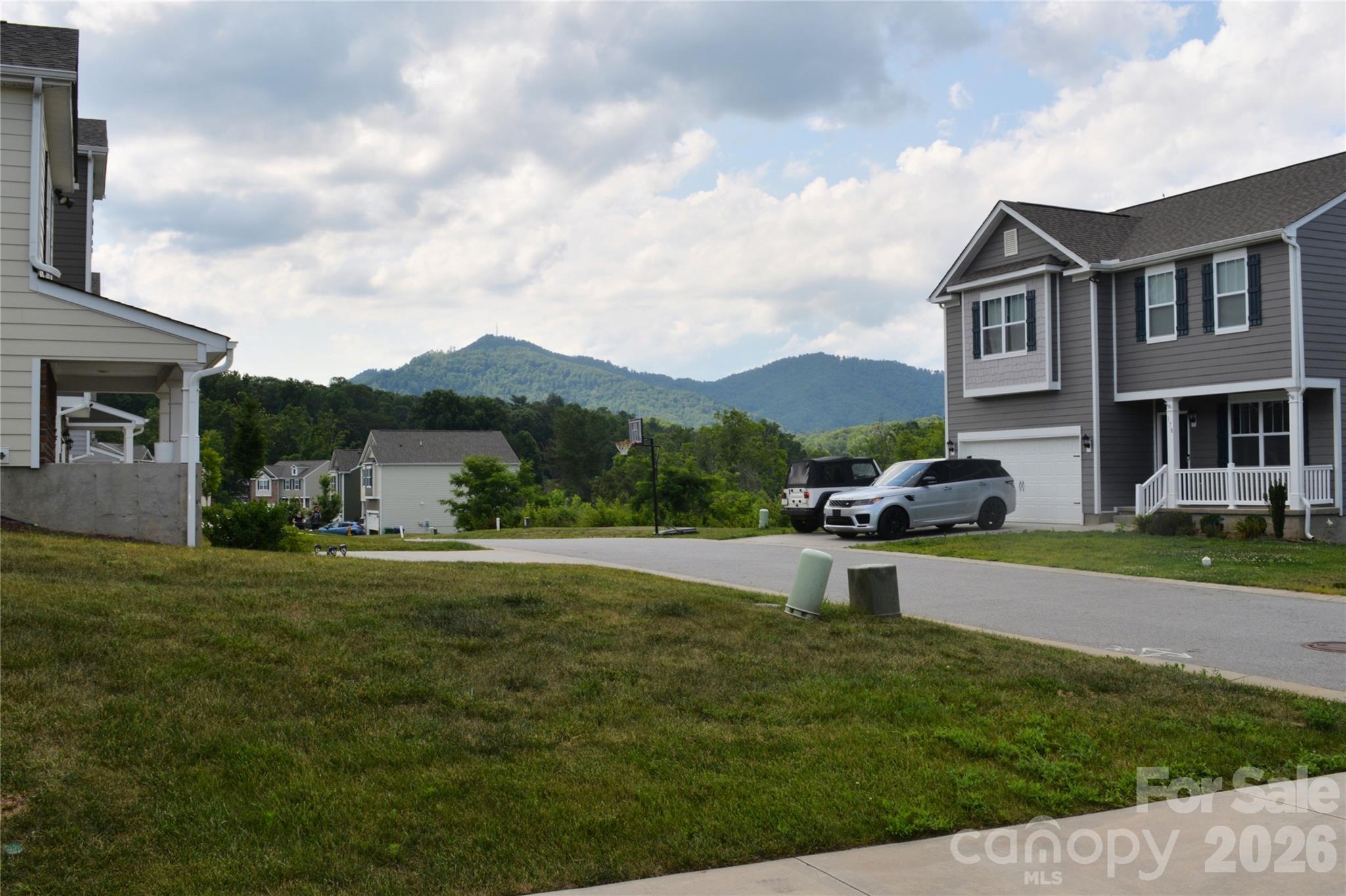 5th image of 183 Marathon Ln, Candler, NC 28715 | MLS# 4354183
