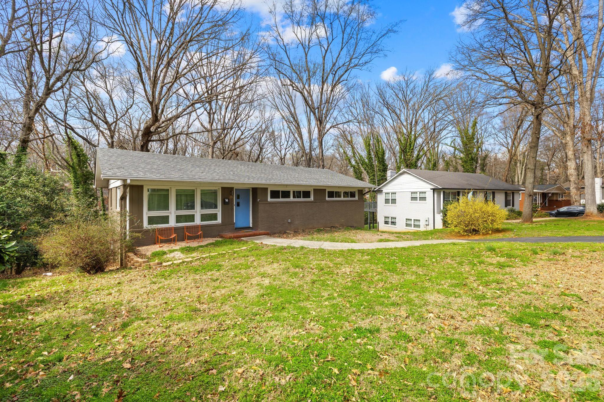 Homes for sale in Charlotte, NC | 6240 Candlewood Dr, Charlotte, NC 28210 | MLS# 4354386