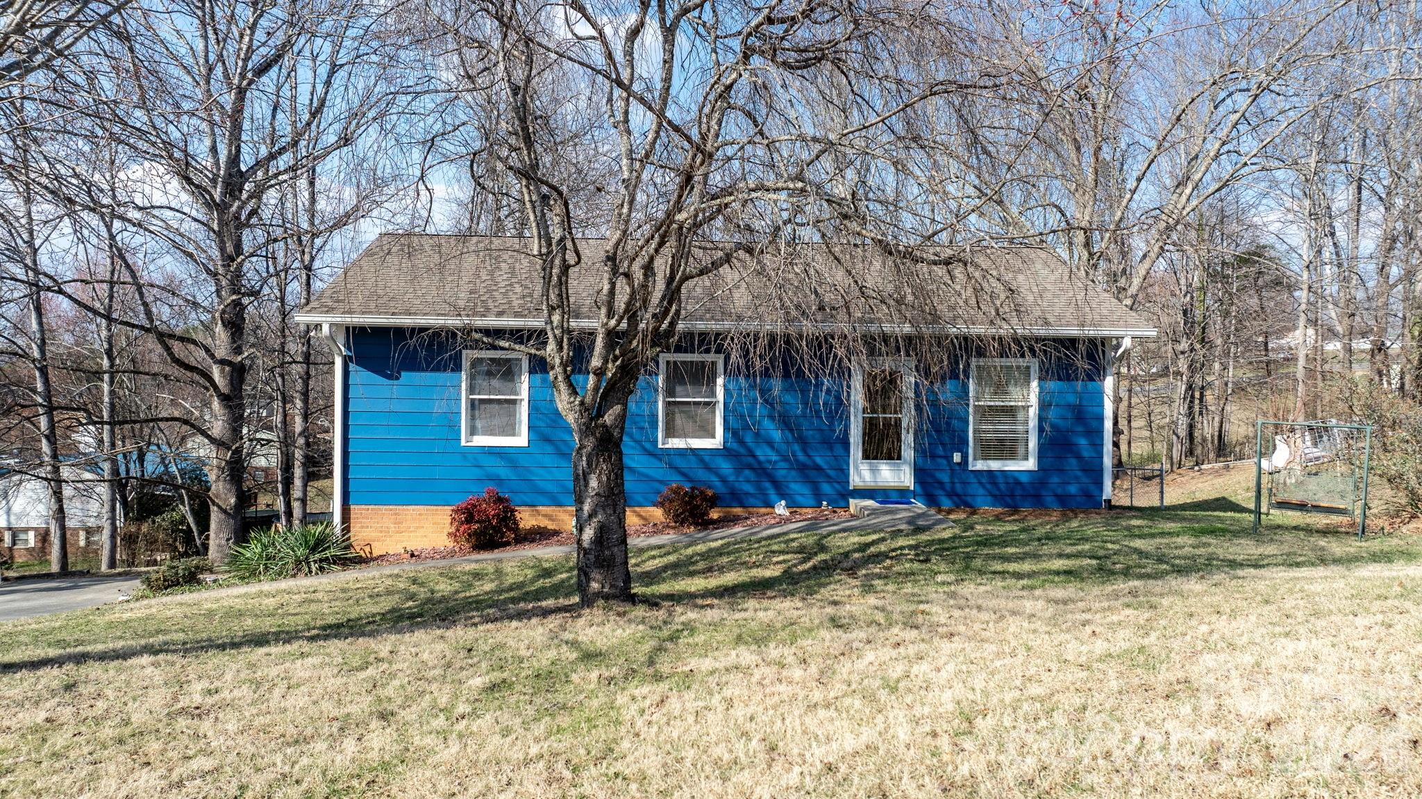 Homes for sale in Lenoir, NC | 3384 Sheely Rd, Lenoir, NC 28645 | MLS# 4354620