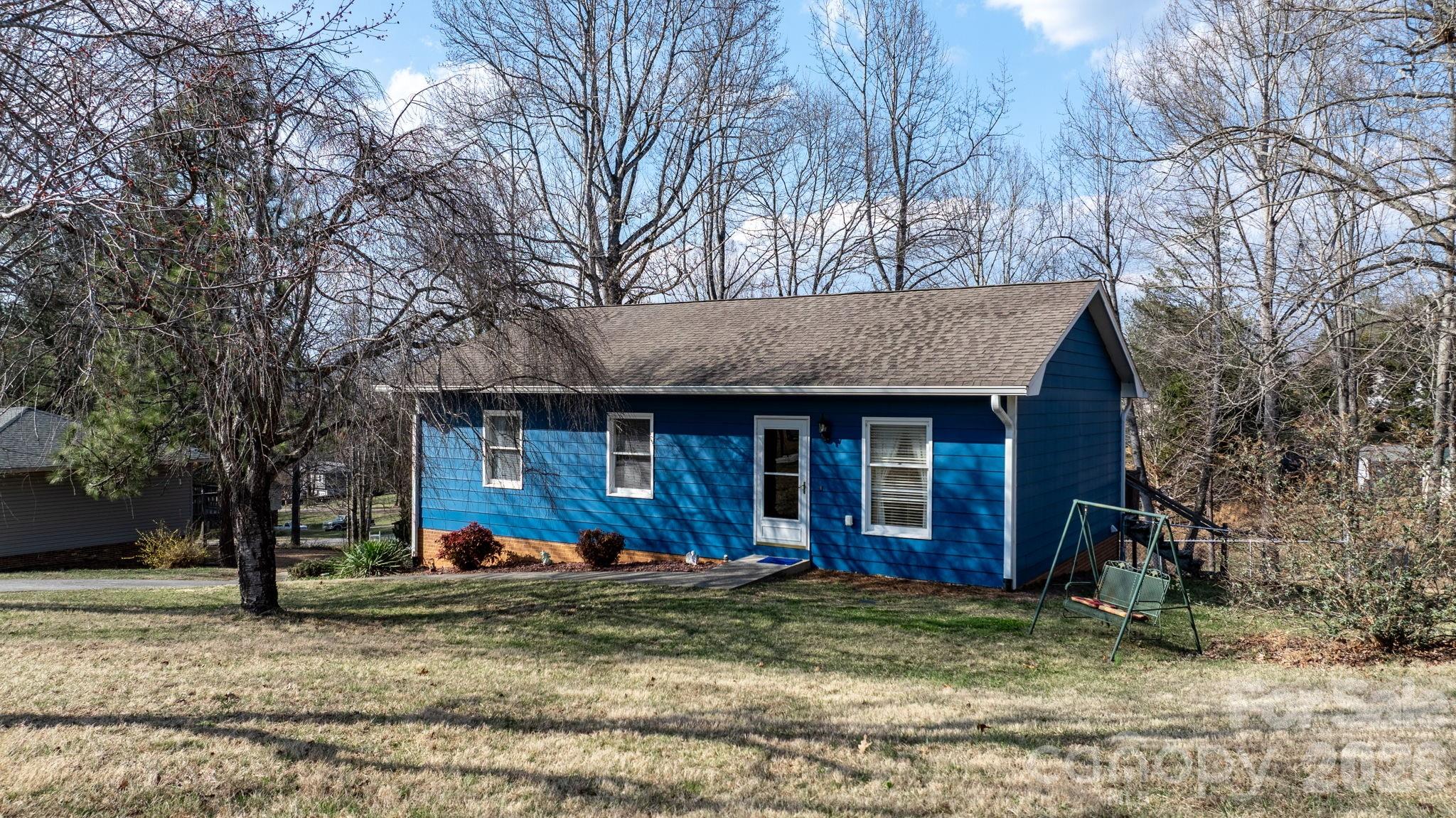 Homes for sale in Lenoir, NC | 3384 Sheely Rd, Lenoir, NC 28645 | MLS# 4354620