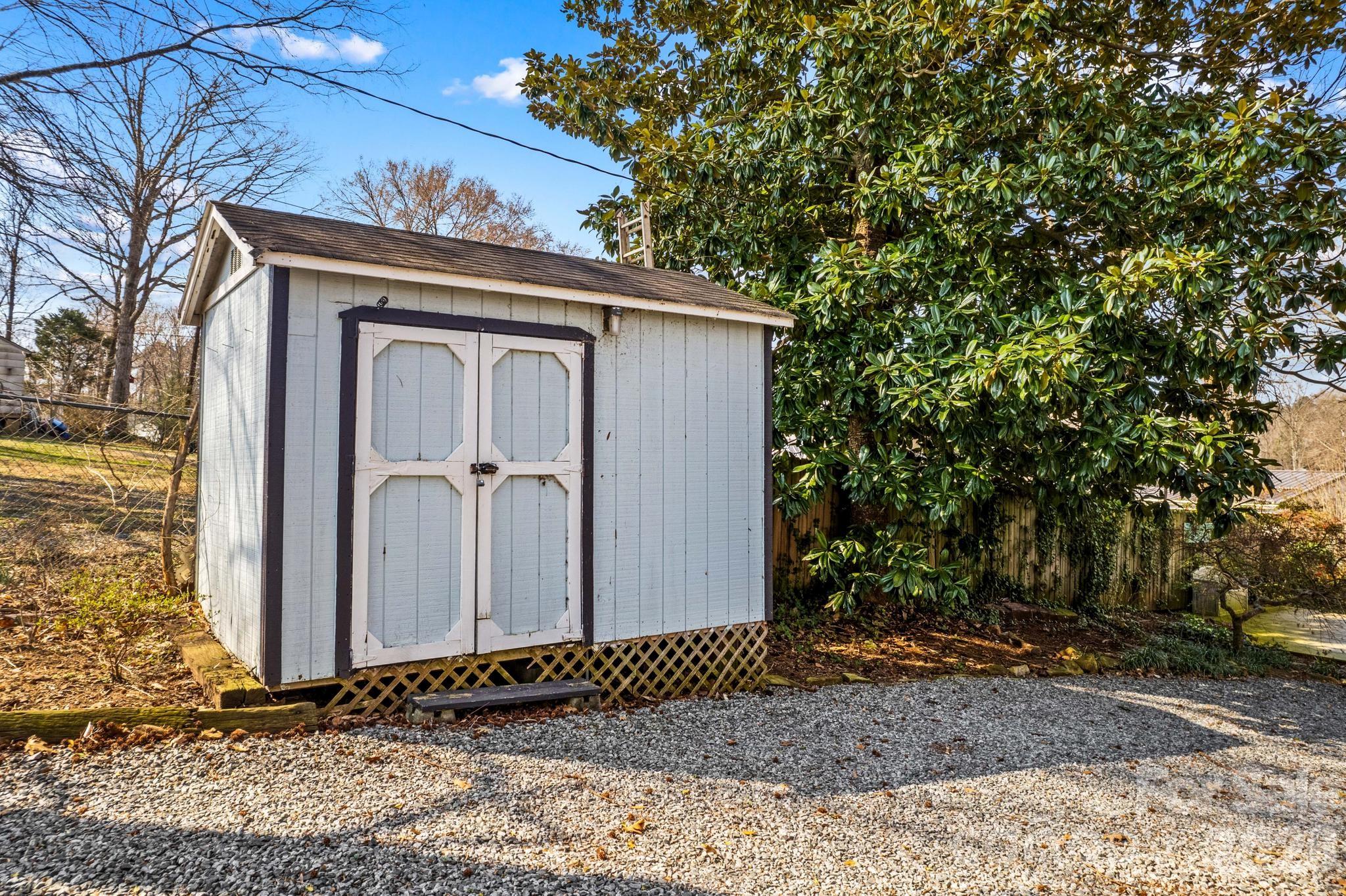 Photo 48 of Single family home for sale at 1331 Hickory Point Dr, Lexington, NC 27292 | MLS# 4355621 | Listing updated on 2026-09-04