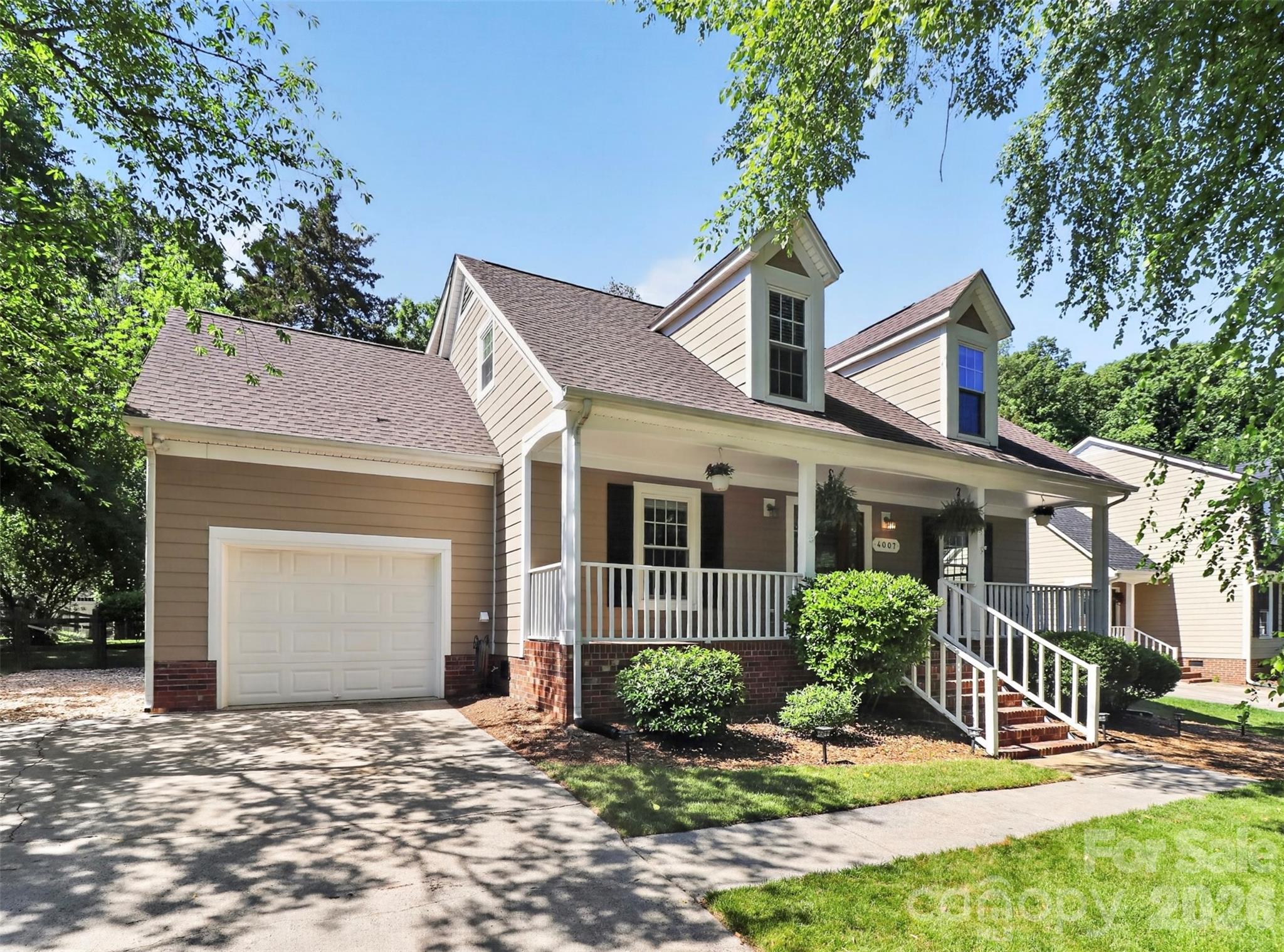 Homes for sale in Charlotte, NC | 4007 Meadowridge Dr, Charlotte, NC 28226 | MLS# 4358364