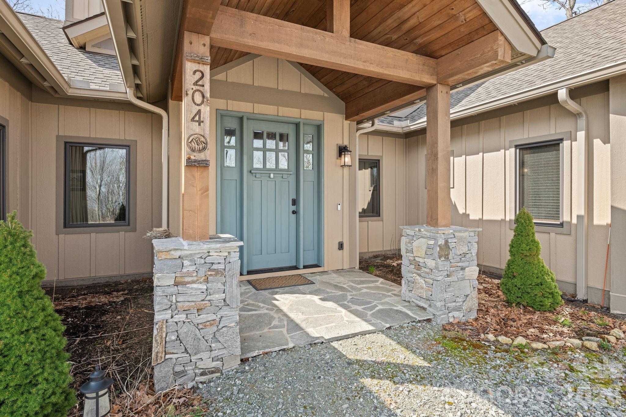 Homes for sale in Banner Elk, NC | 204 Great Sky Dr, Banner Elk, NC 28604 | MLS# 4358652