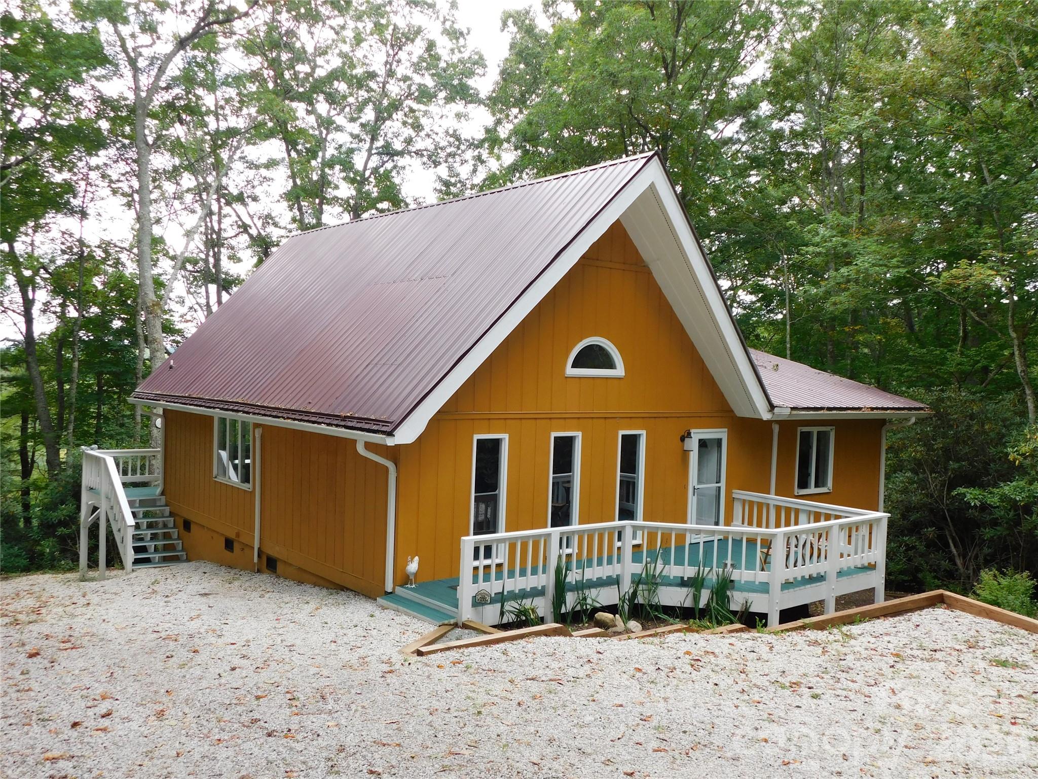 Homes for sale in Newland, NC | 365 Trout Brook Loop, Newland, NC 28657 | MLS# 4359002