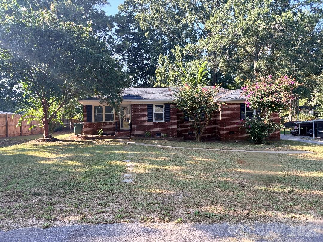 Photo 1 of Single family home for sale at 107 Berry St, Chester, SC 29706 | MLS# 4360738 | Listing updated on 2026-09-04