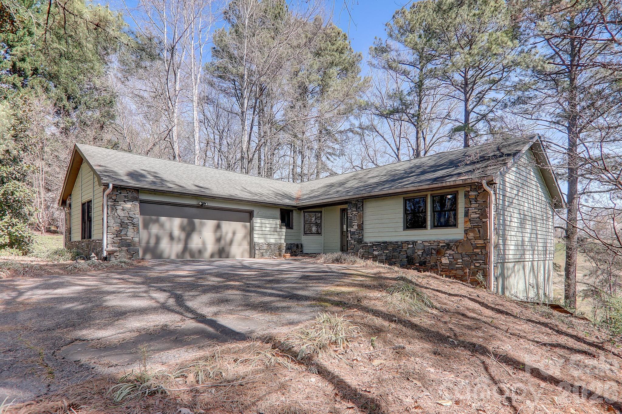 37th image of 225 Sheepnose Dr, Lake Lure, NC 28746 | MLS# 4362249