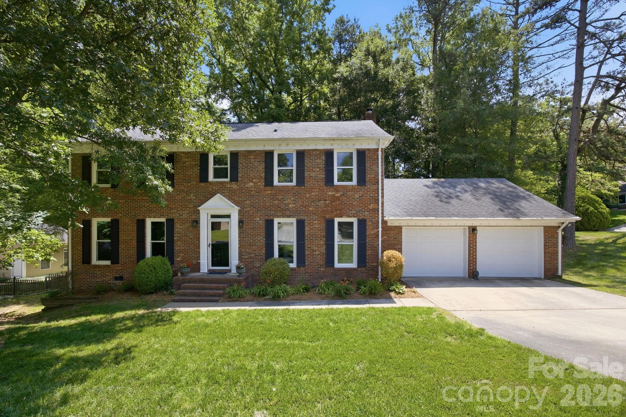 Homes for sale in Charlotte, NC | 2011 Windlock Dr, Charlotte, NC 28270 | MLS# 4362953