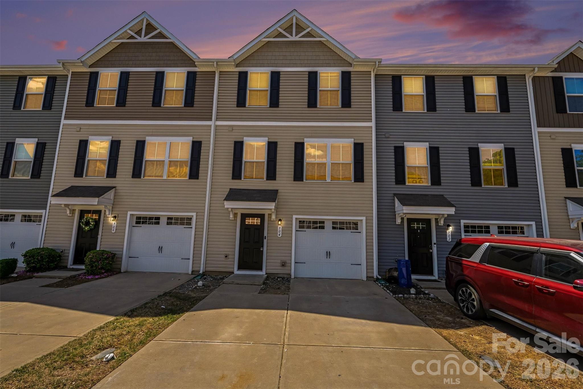 1st image of 904 Taybyn Rd, Fort Mill, SC 29715 | MLS# 4367547
