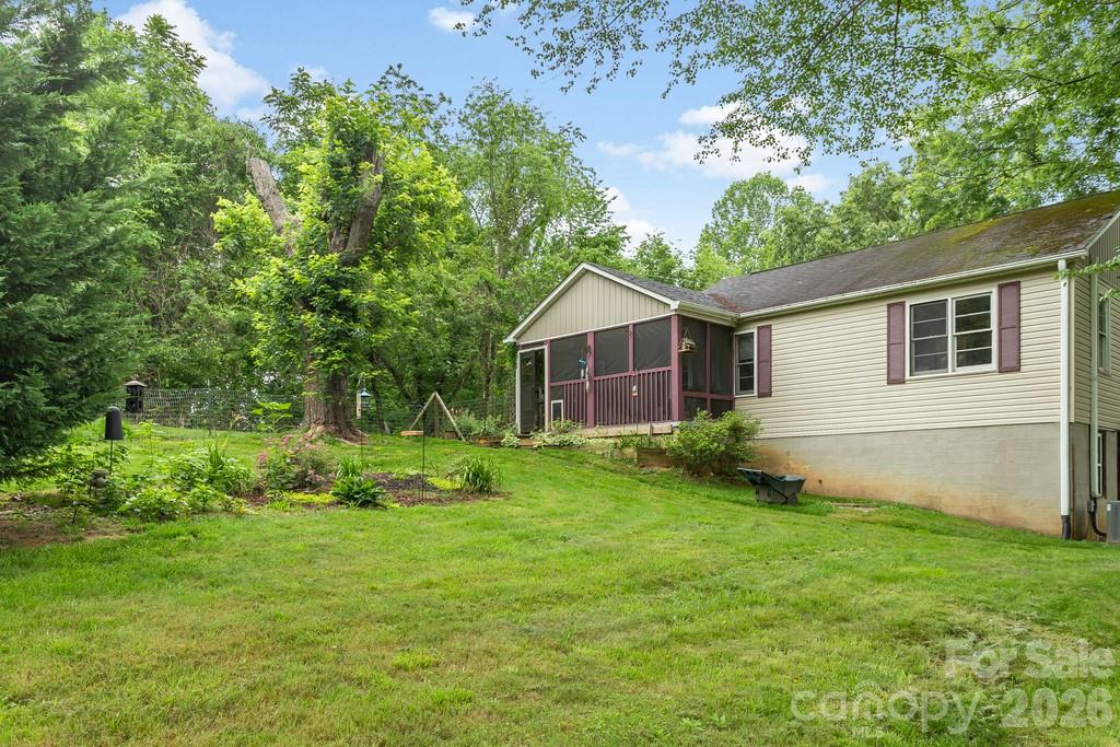 4th image of 3 Odie Ln, Candler, NC 28715 | MLS# 4367725