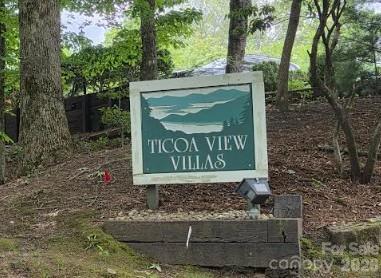 Homes for sale in Brevard, NC | 283 Tinequa Dr, Brevard, NC 28712 | MLS# 4369072