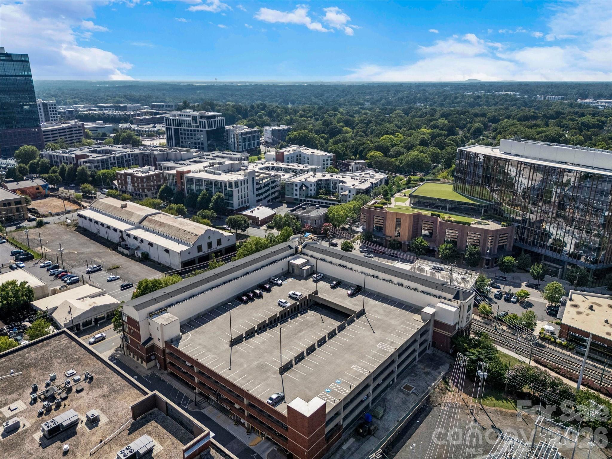 2nd image of 115 E Park Ave, Charlotte, NC 28203