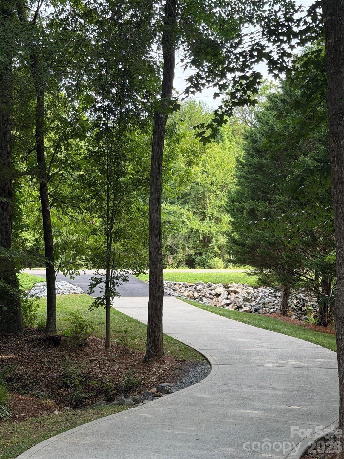 2nd image of 734 Lynnwood Farms Dr, Fort Mill, SC 29715 | MLS# 4369604
