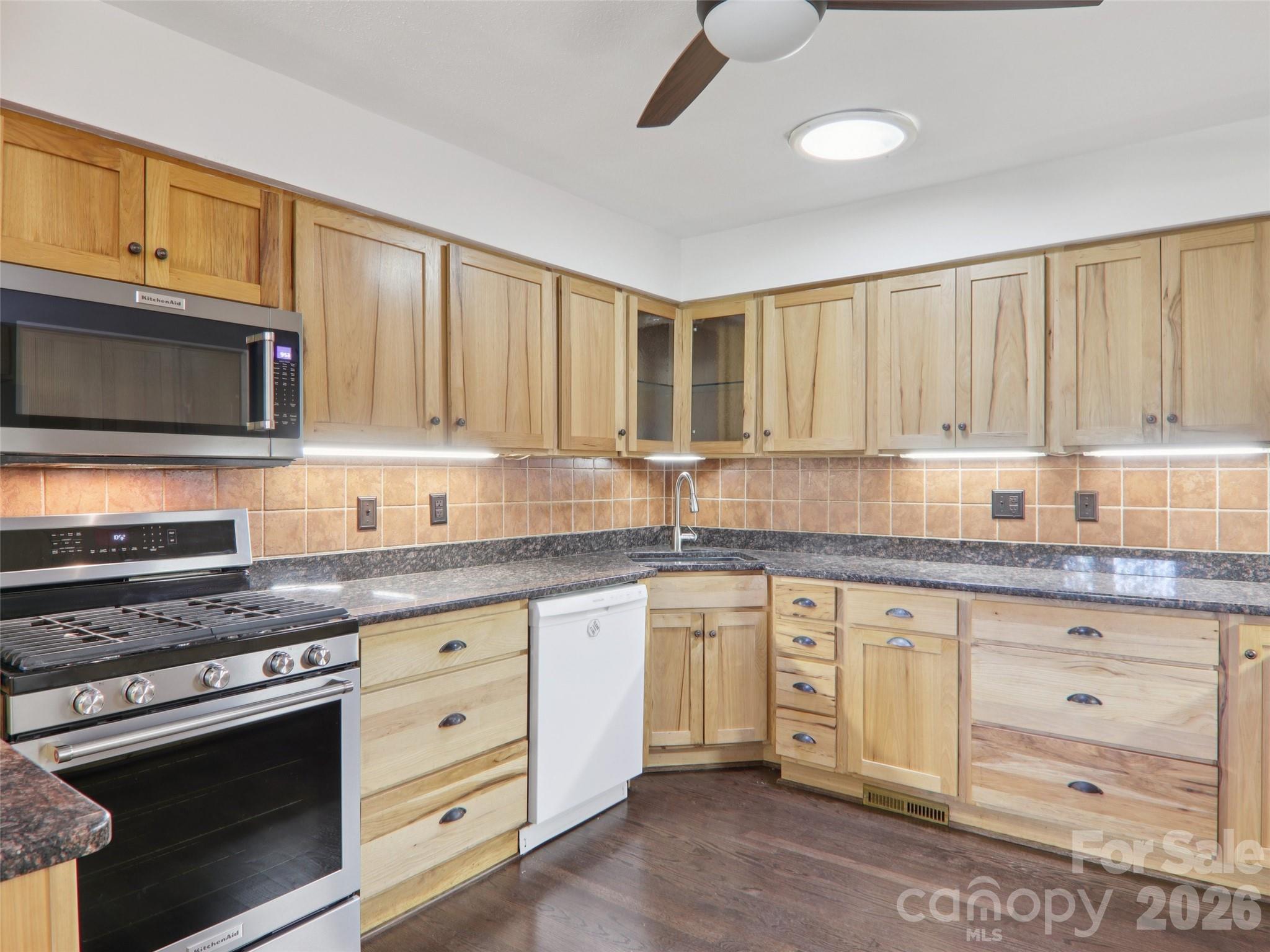 5th image of 927 Ladson Rd, Mills River, NC 28759 | MLS# 4370799