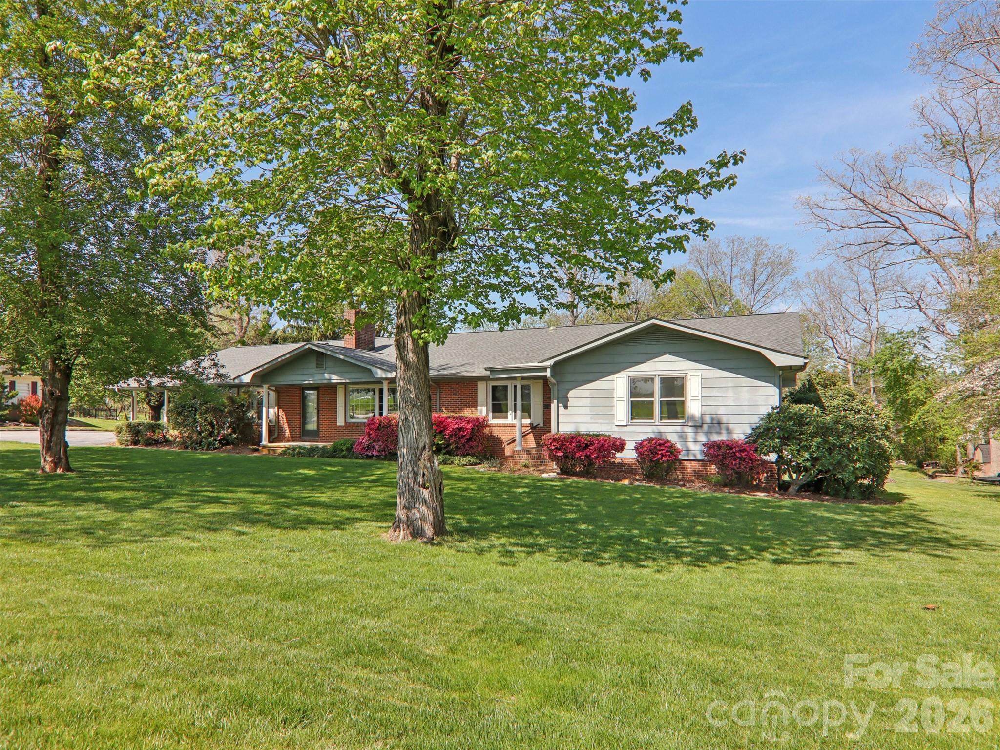 4th image of 927 Ladson Rd, Mills River, NC 28759 | MLS# 4370799