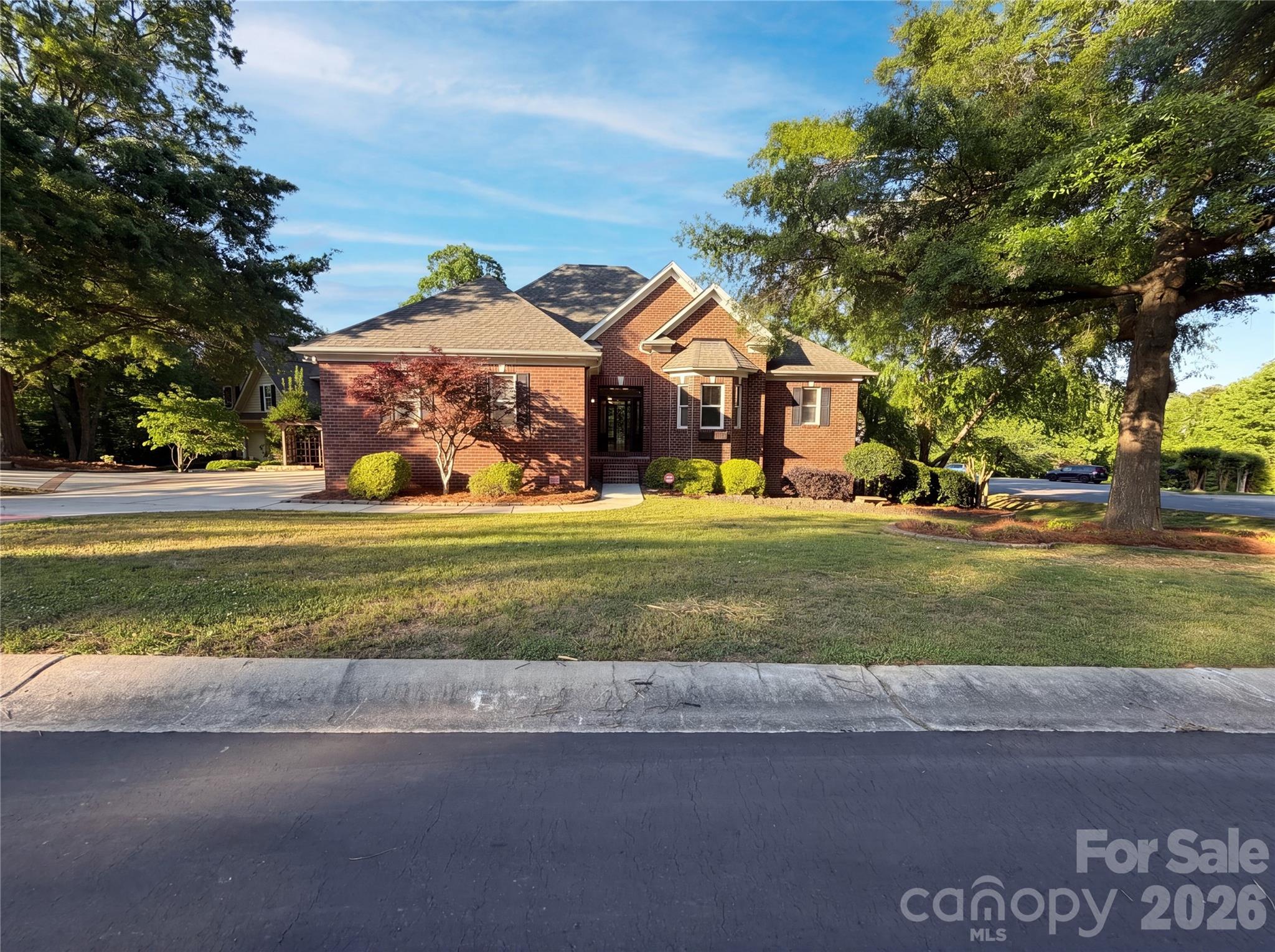 1st image of 142 Canterbury Xing, Fort Mill, SC 29708 | MLS# 4372105