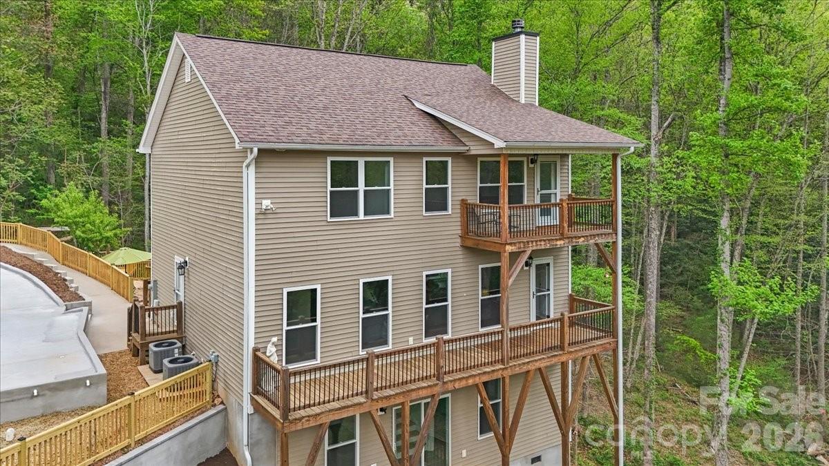 Homes for sale in Swannanoa, NC | 65 Leisure Ln, Swannanoa, NC 28778 | MLS# 4374385