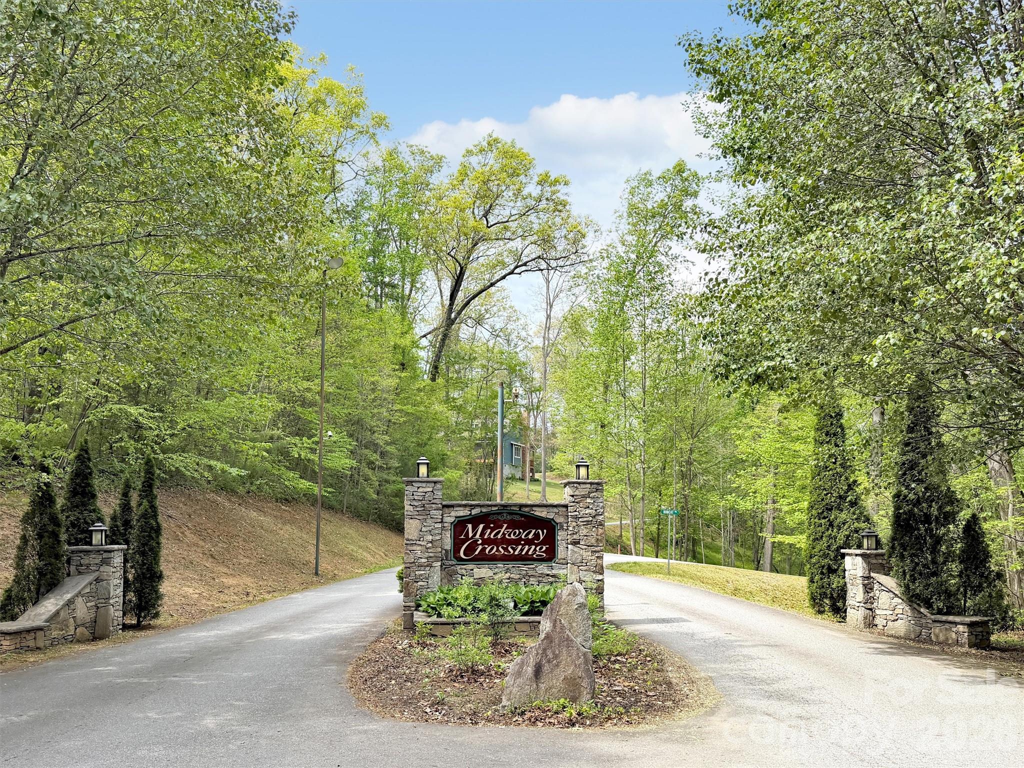 4th image of 237 Midway Xing, Clyde, NC 28721 | MLS# 4374416