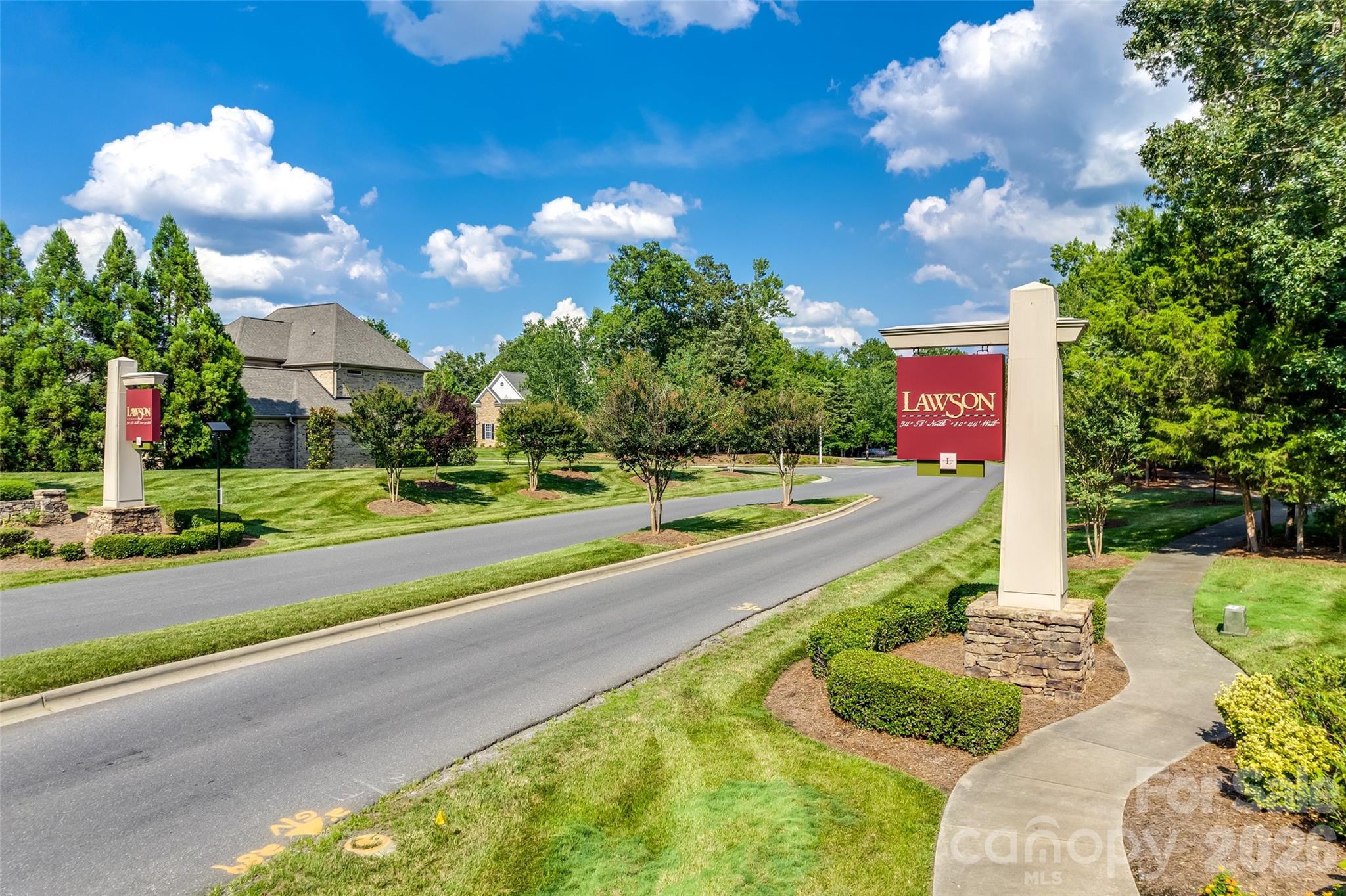 Homes for sale in Waxhaw, NC | 2201 Trading Ford Dr, Waxhaw, NC 28173 | MLS# 4374708