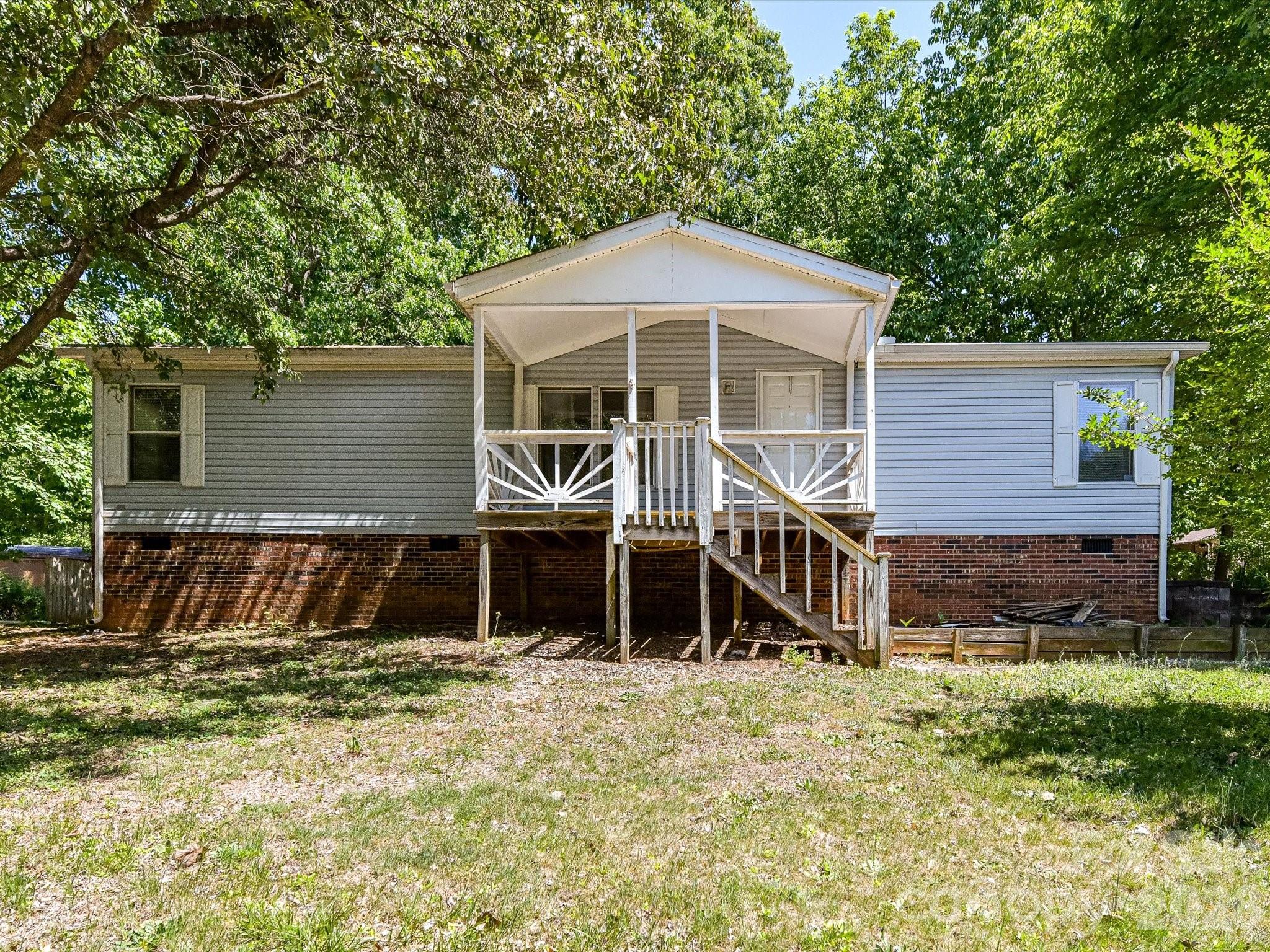 1st image of 3690 Vickery Dr, Maiden, NC 28650 | MLS# 4375139