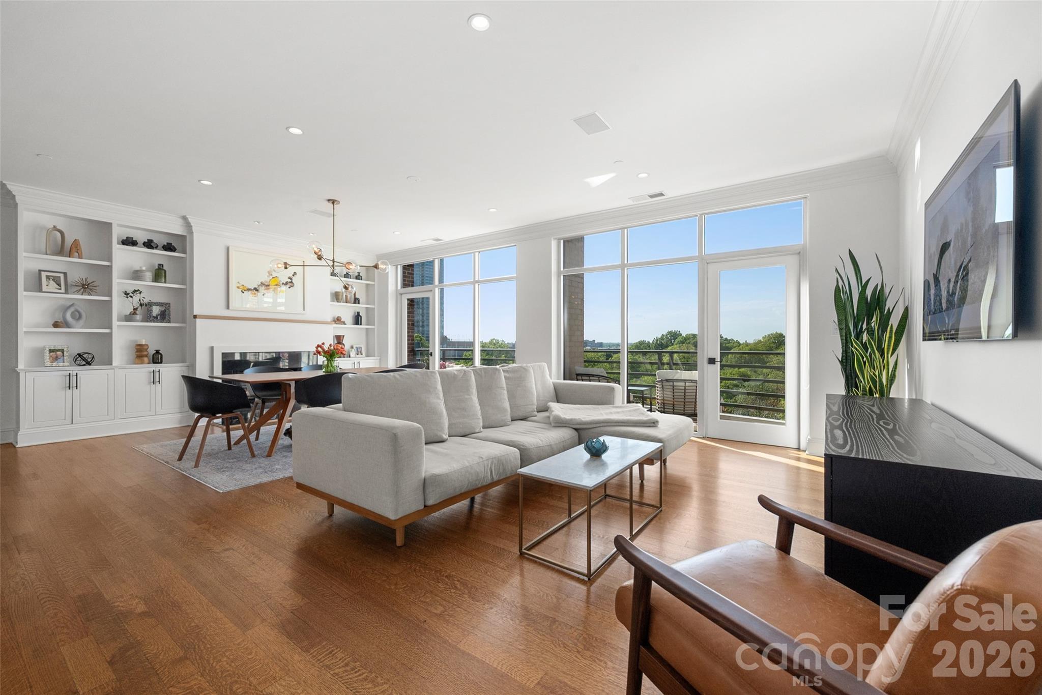 2nd image of 400 N Church St #616, Charlotte, NC 28202 | MLS# 4376398