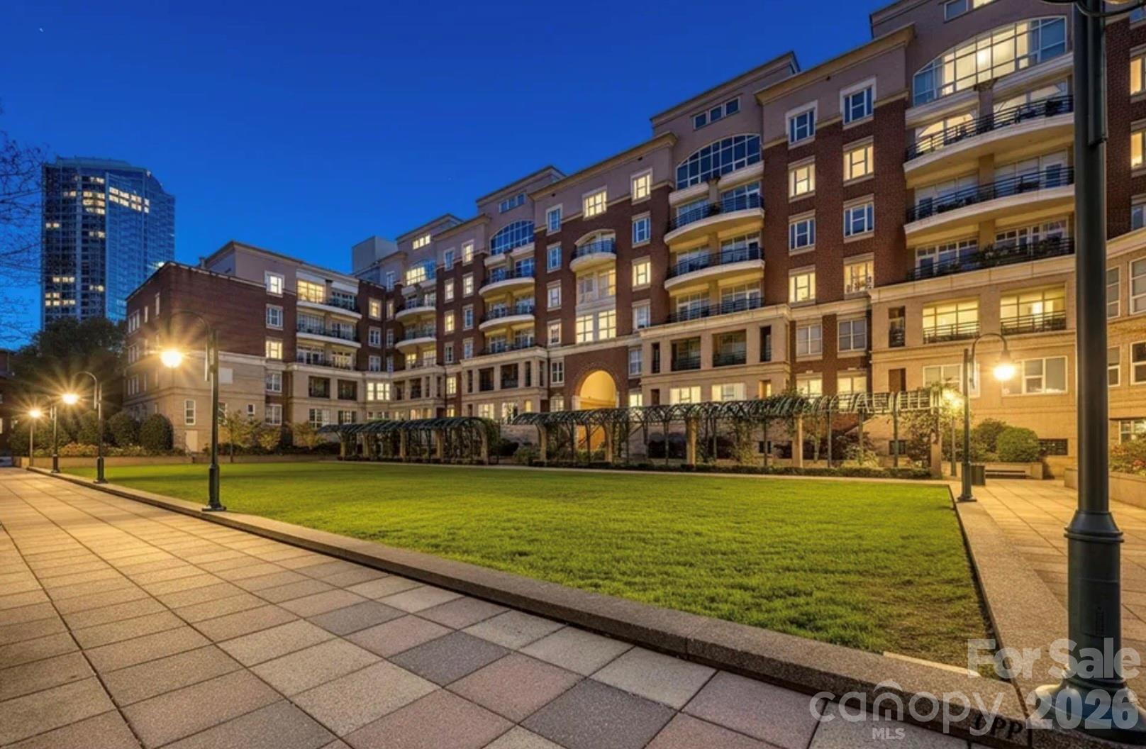 2nd image of 400 N Church St, Charlotte, NC 28202