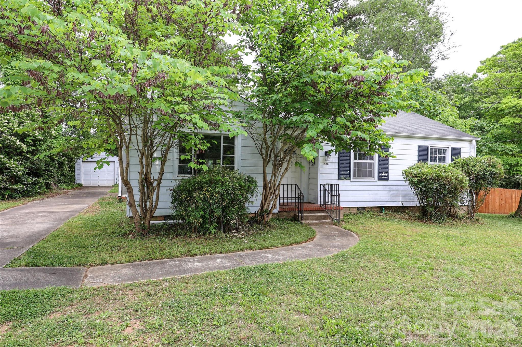 2nd image of 1456 Briar Creek Rd, Charlotte, NC 28205 | MLS# 4377109