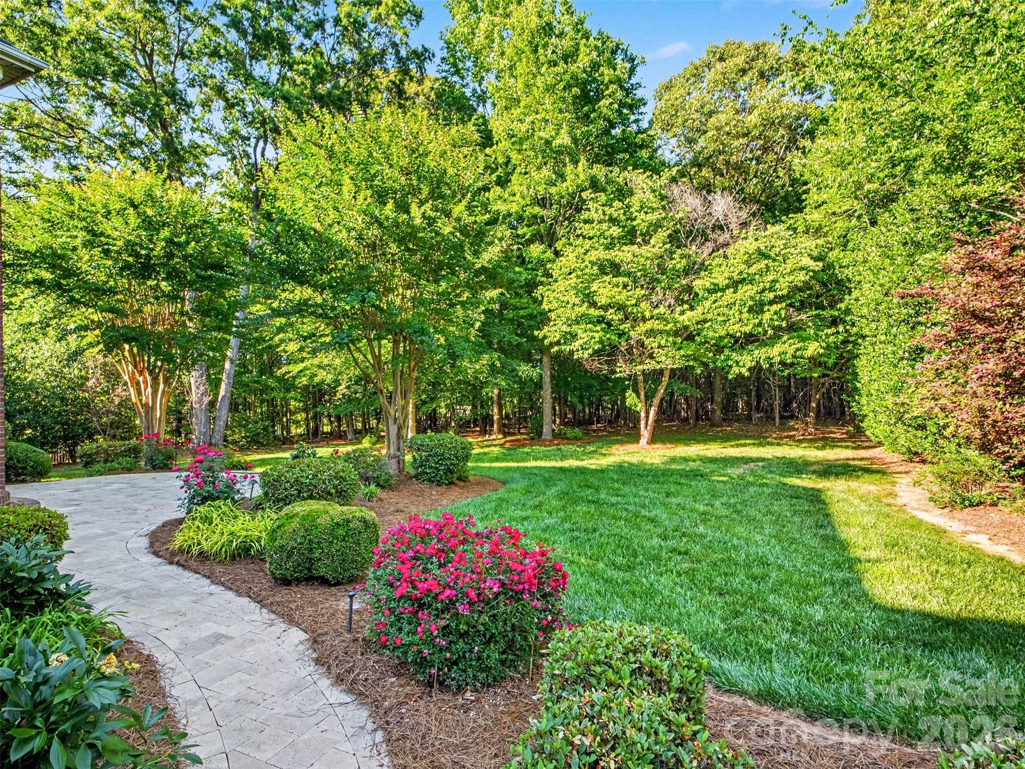 Homes for sale in Waxhaw, NC | 1311 Dobson Dr, Waxhaw, NC 28173 | MLS# 4377774
