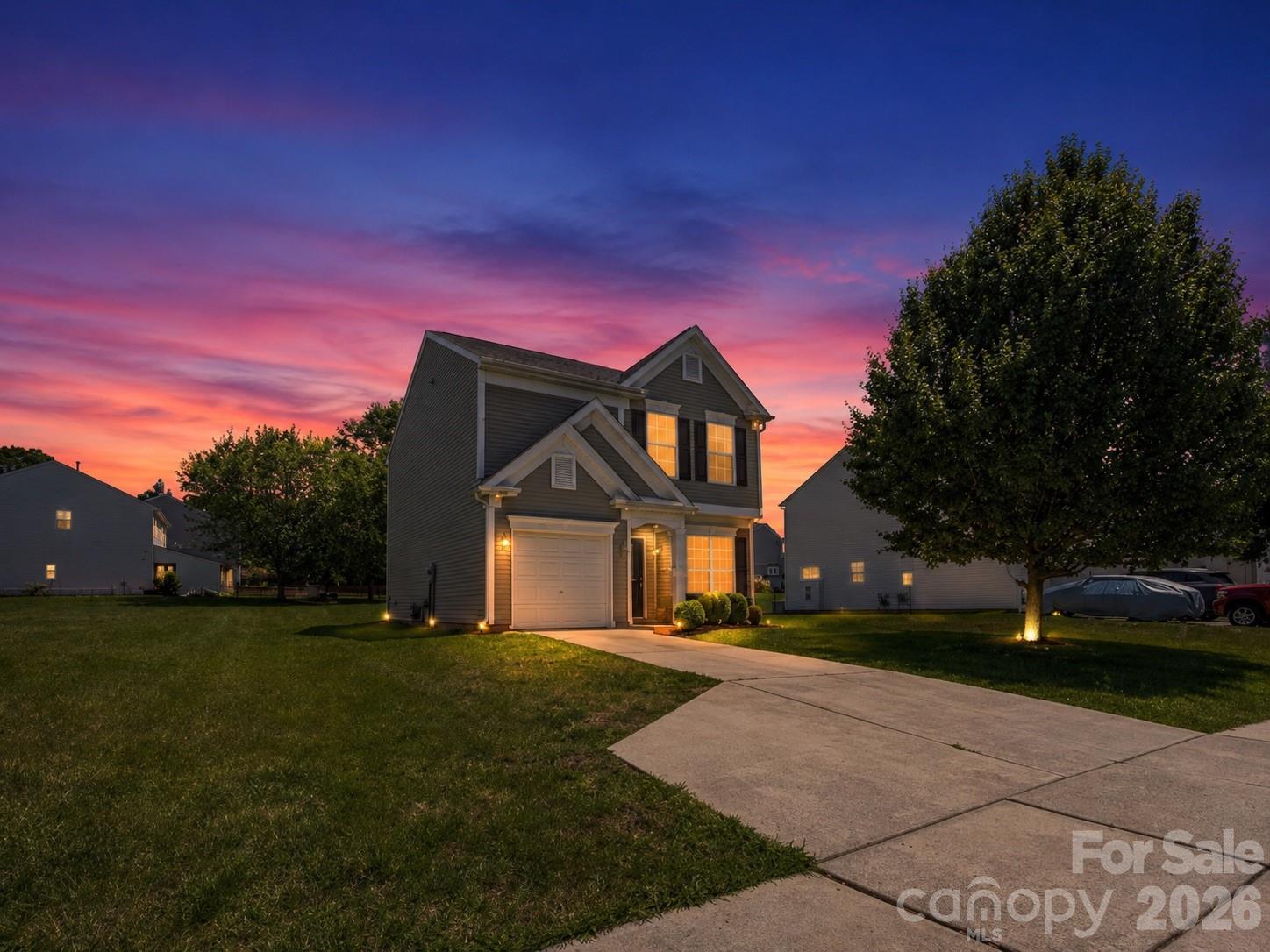 3rd image of 10410 Roundleaf Dr, Charlotte, NC 28213 | MLS# 4378376