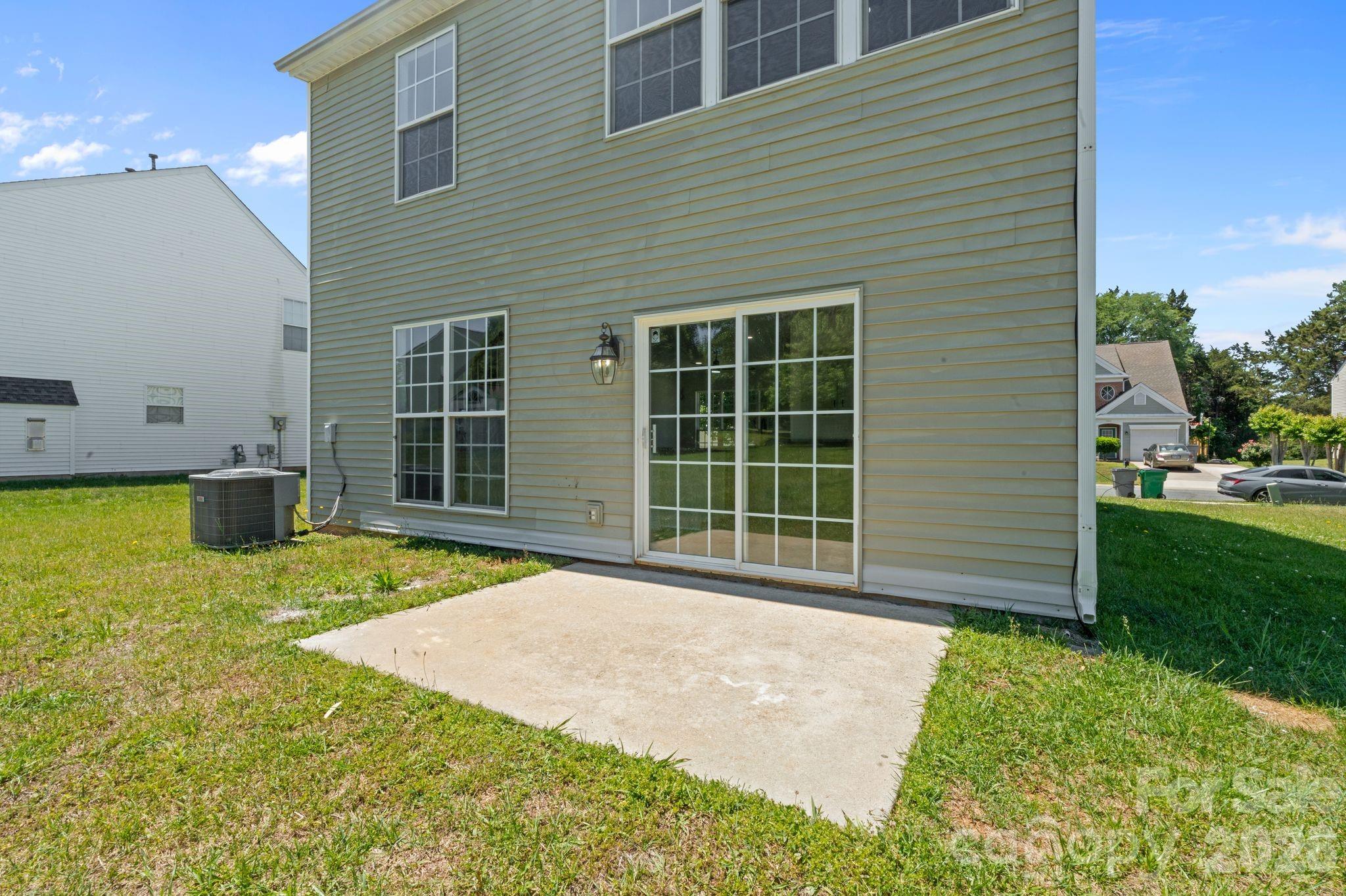 46th image of 10410 Roundleaf Dr, Charlotte, NC 28213 | MLS# 4378376