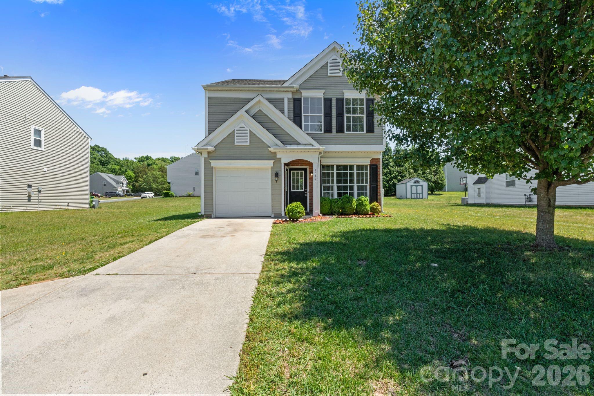 2nd image of 10410 Roundleaf Dr, Charlotte, NC 28213 | MLS# 4378376