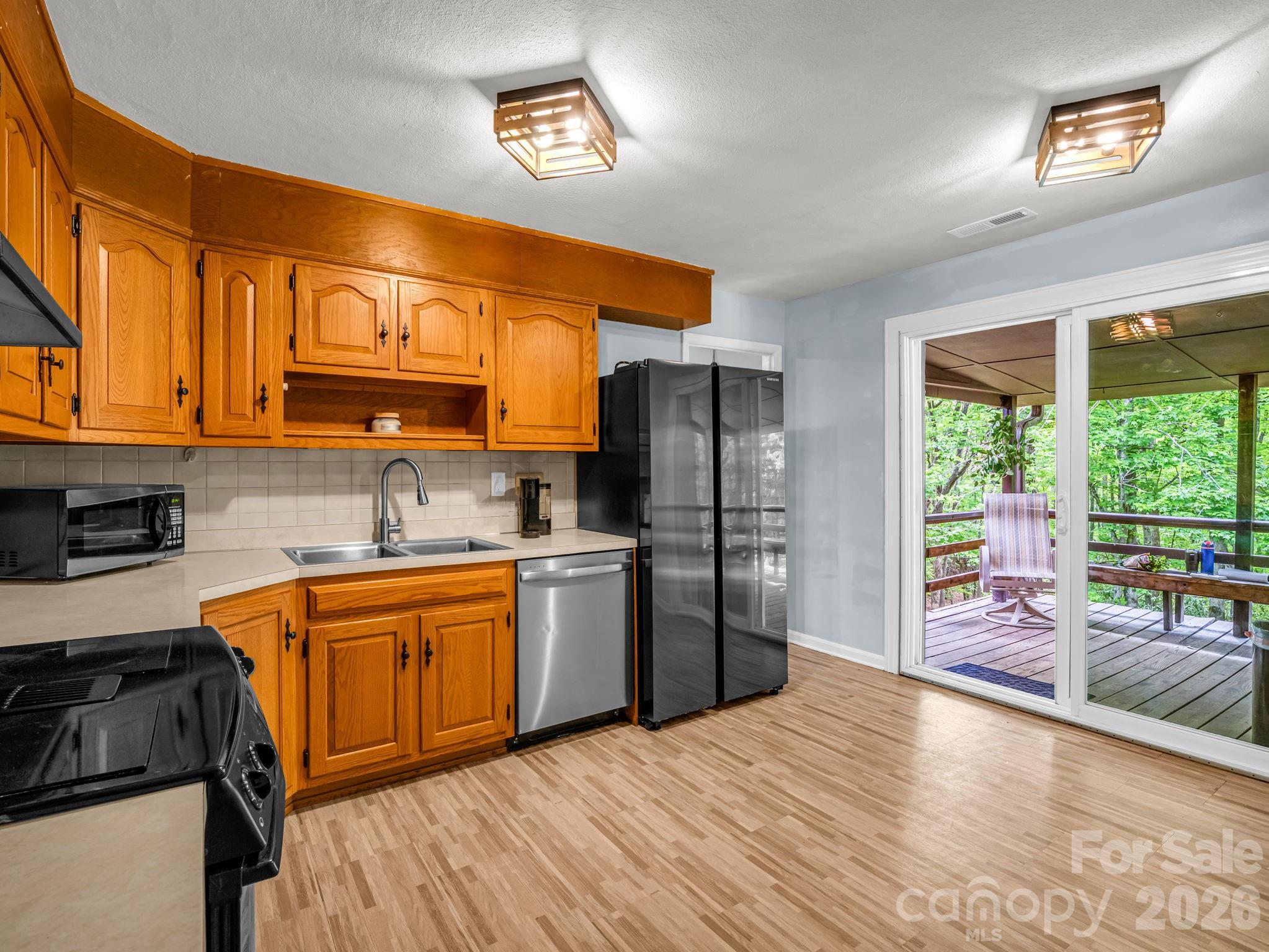 3rd image of 92 Greenwood Acres Dr, Mills River, NC 28759 | MLS# 4379255
